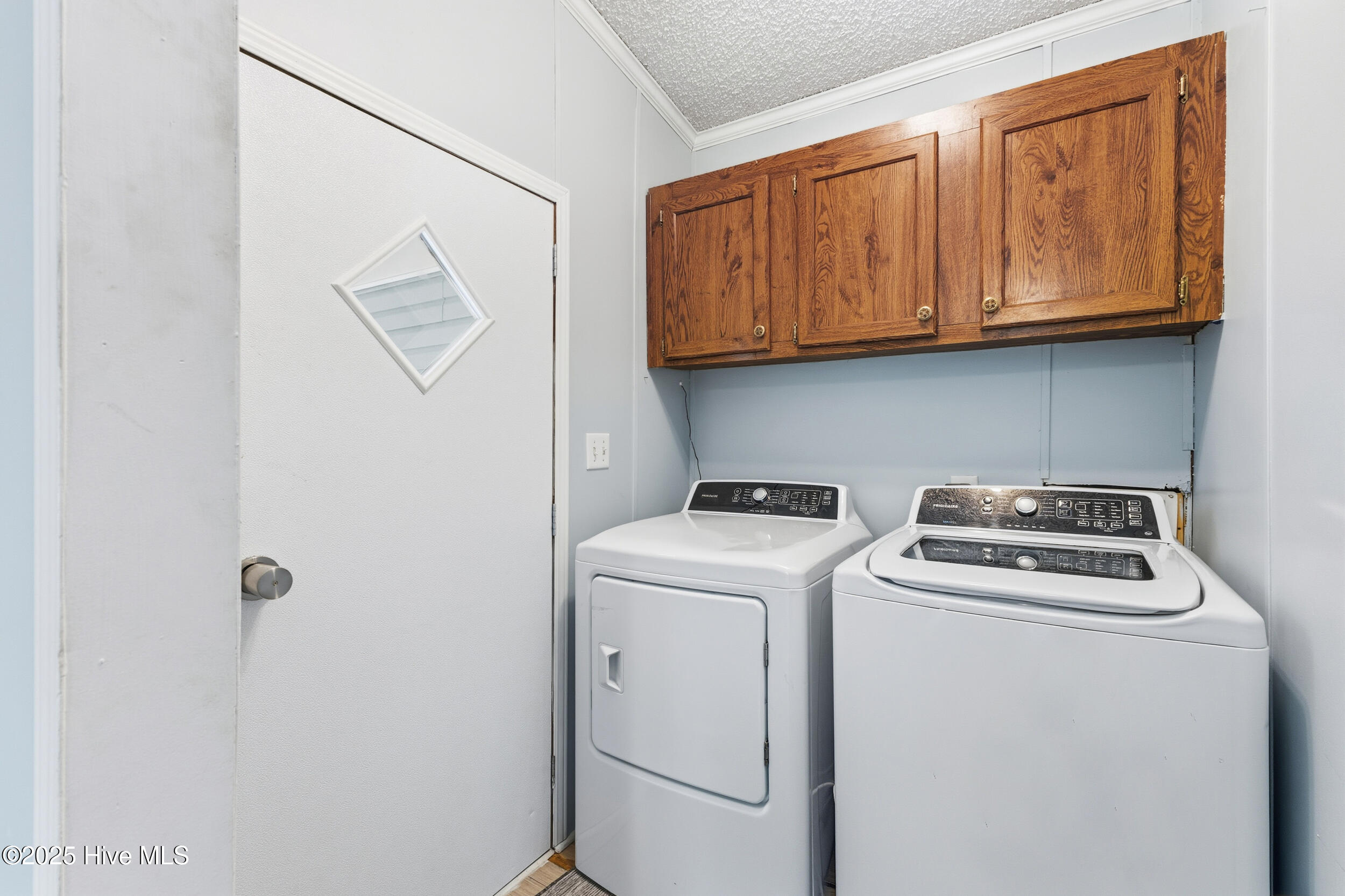 100536494 | Photo 24