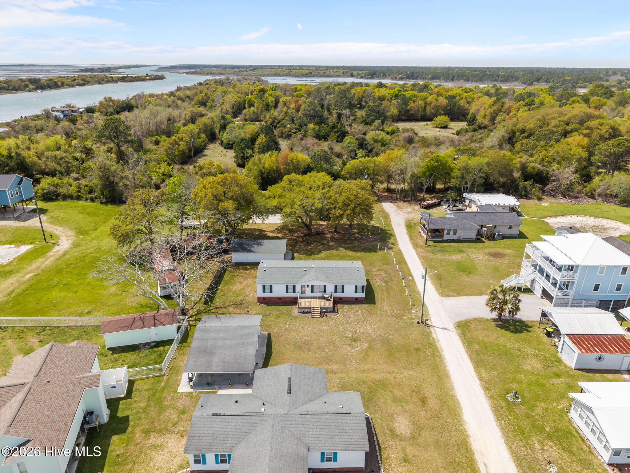 100566757 | Photo 39