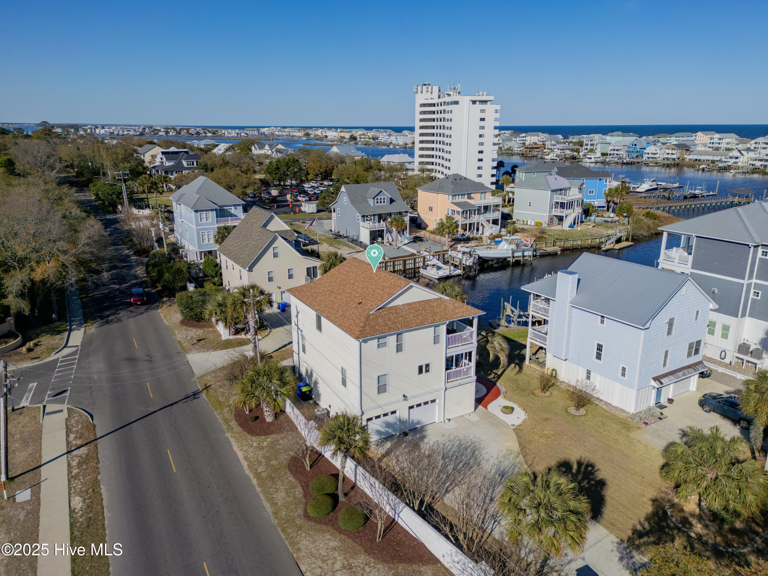 100497628 | Photo 61