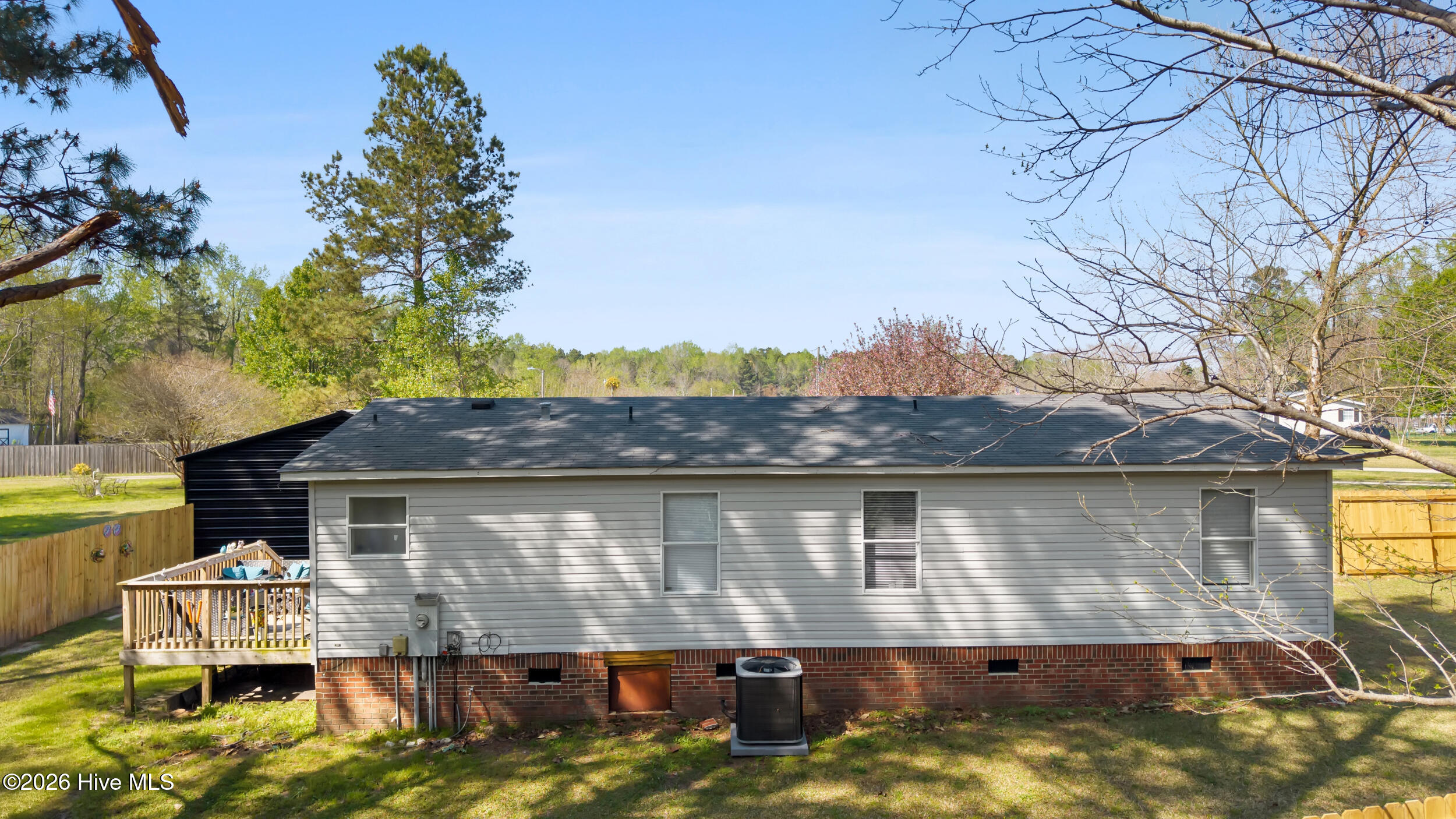 100564422 | Photo 21