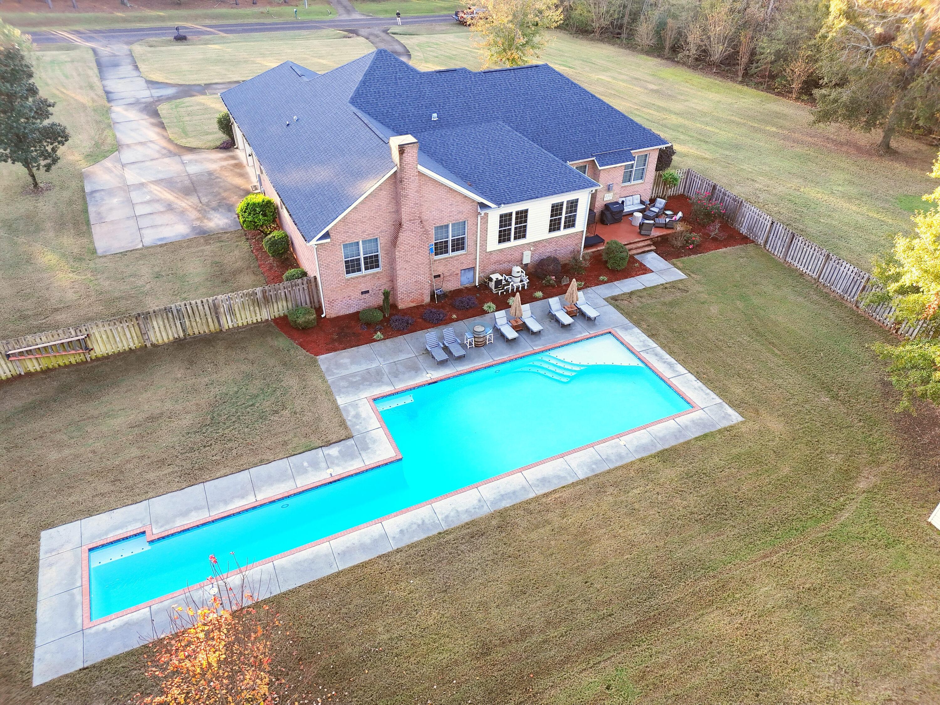 drone pool