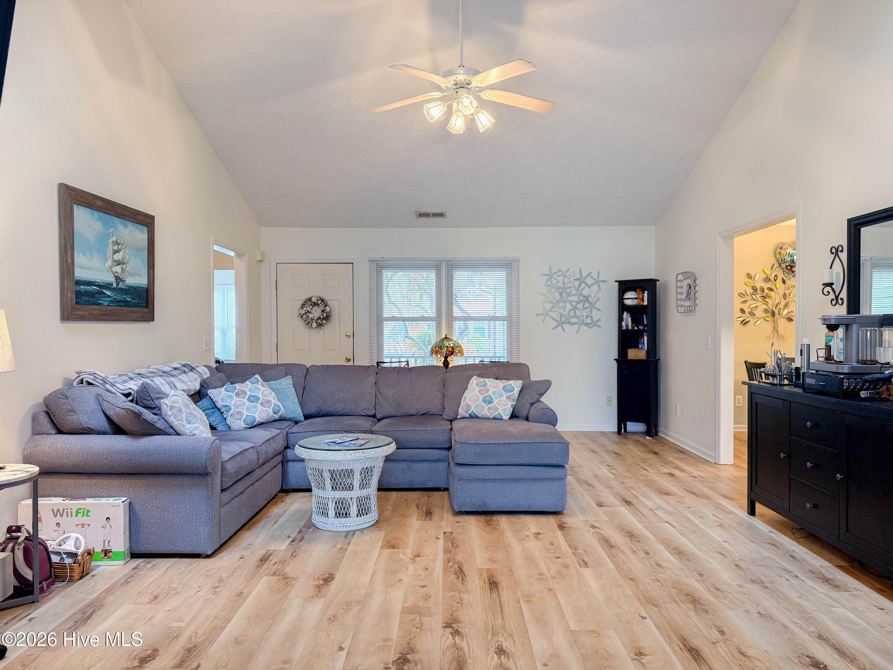 100556502 | Photo 68