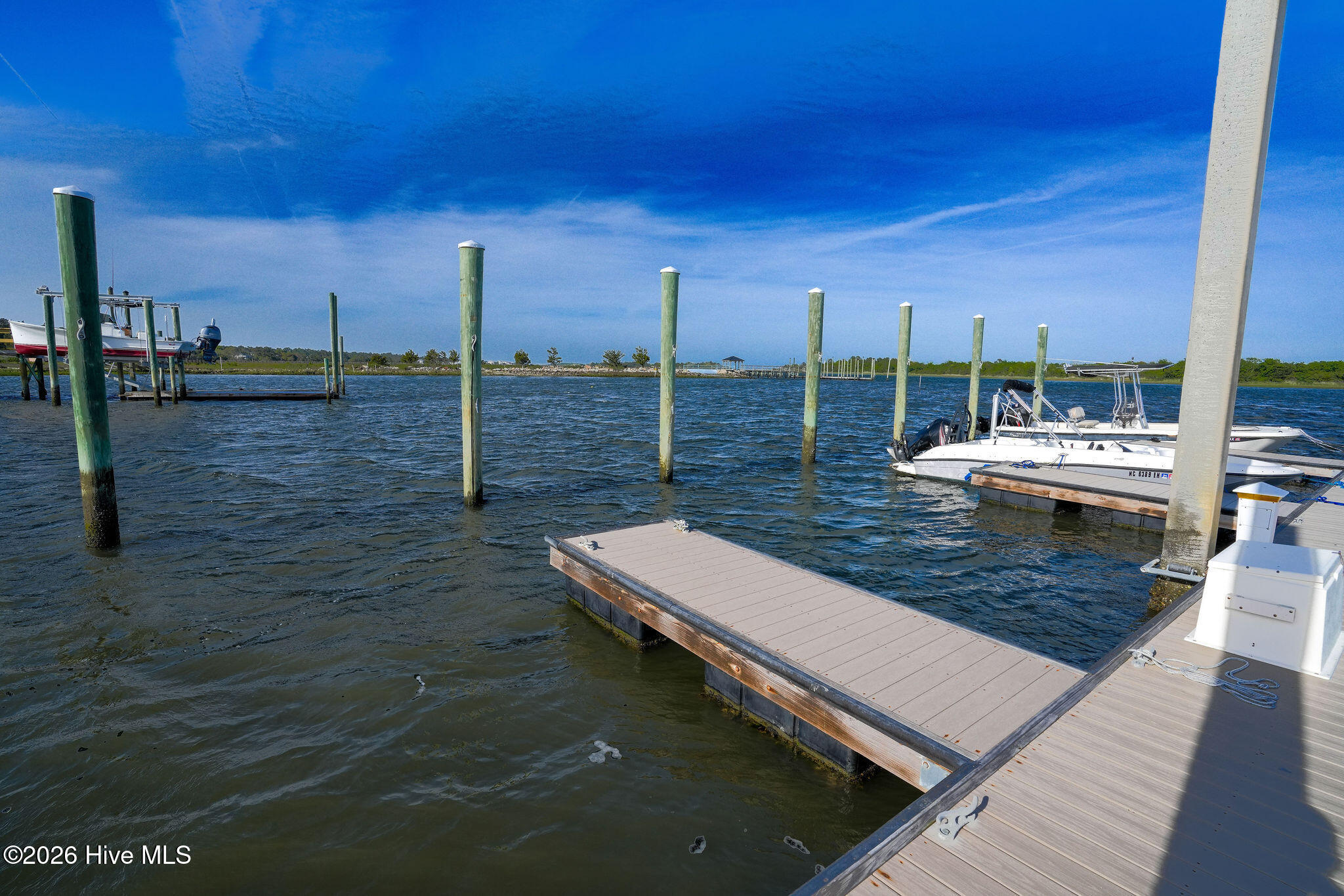 100567317 | Photo 86