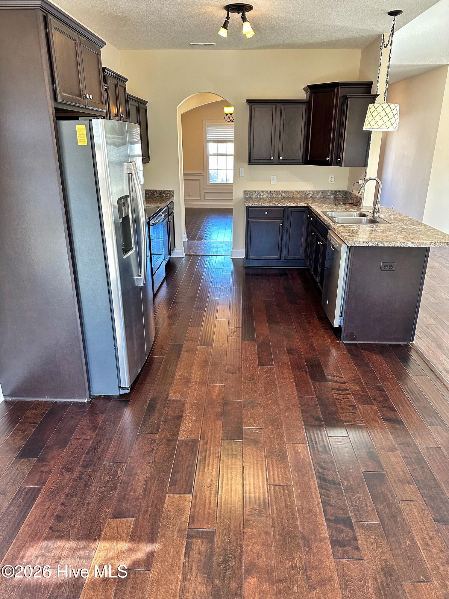 100550134 | Photo 24