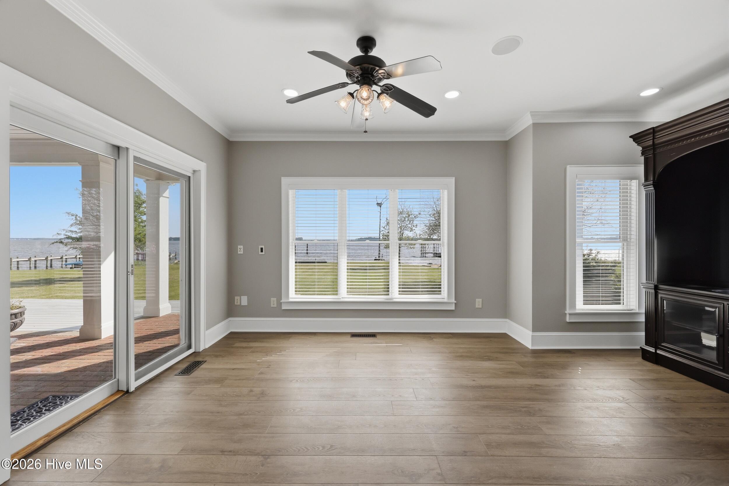 503 Pointe Vista Drive, Elizabeth City, NC, 27909