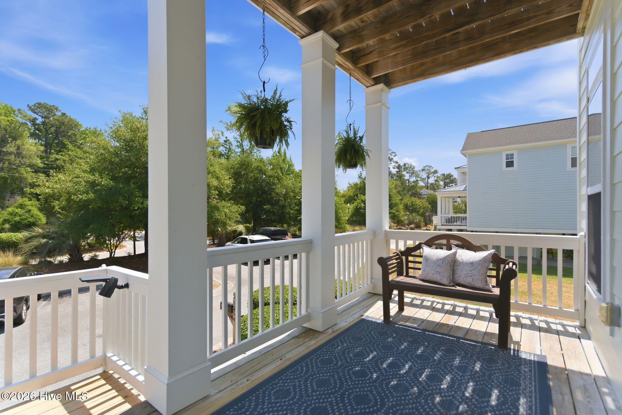 100569700 | Photo 30