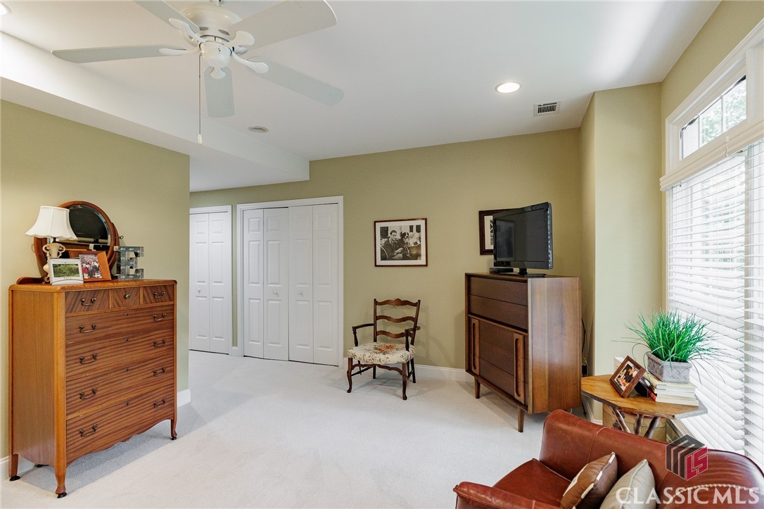 210 Riverview Road