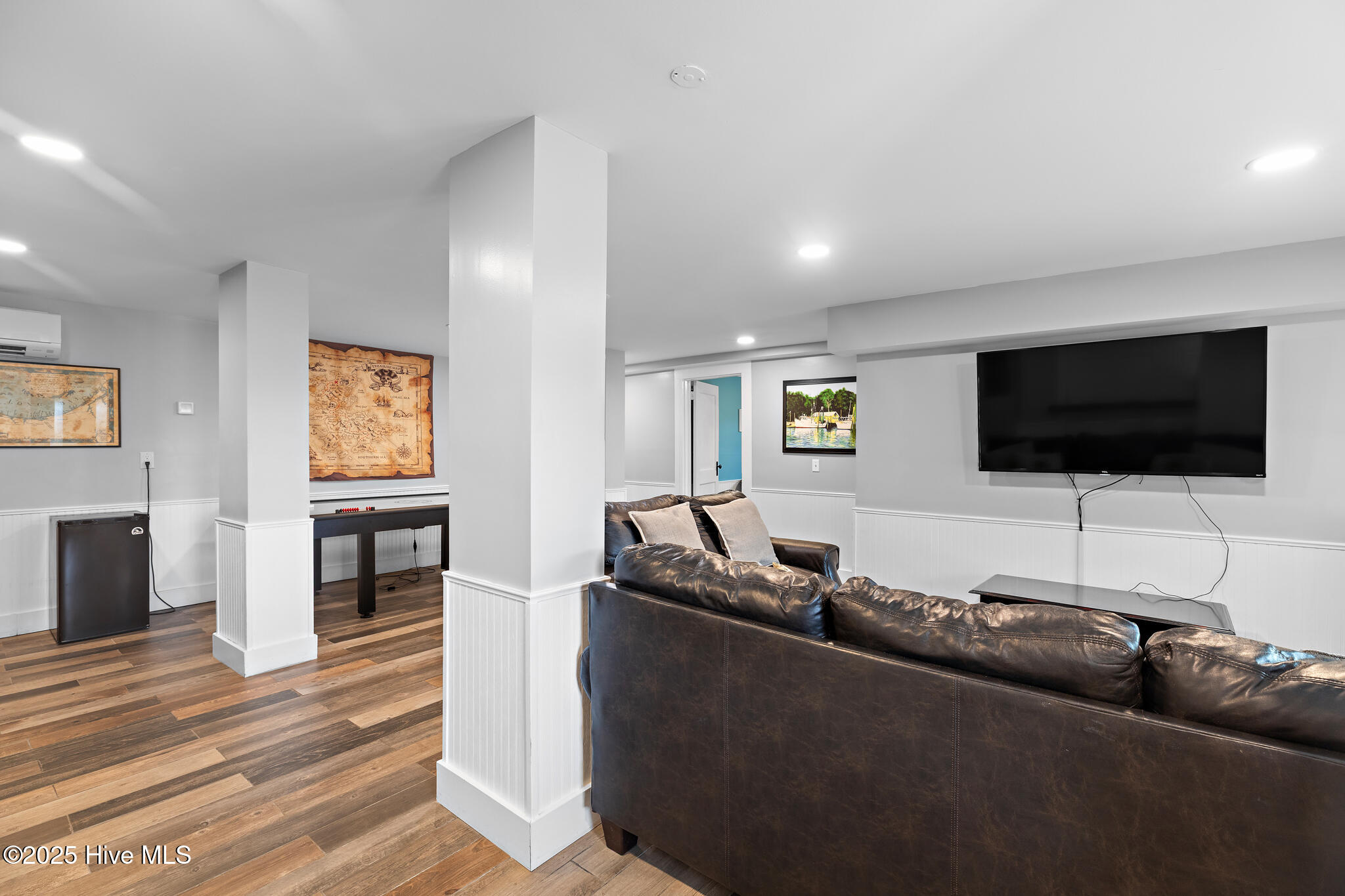 100531510 | Photo 45