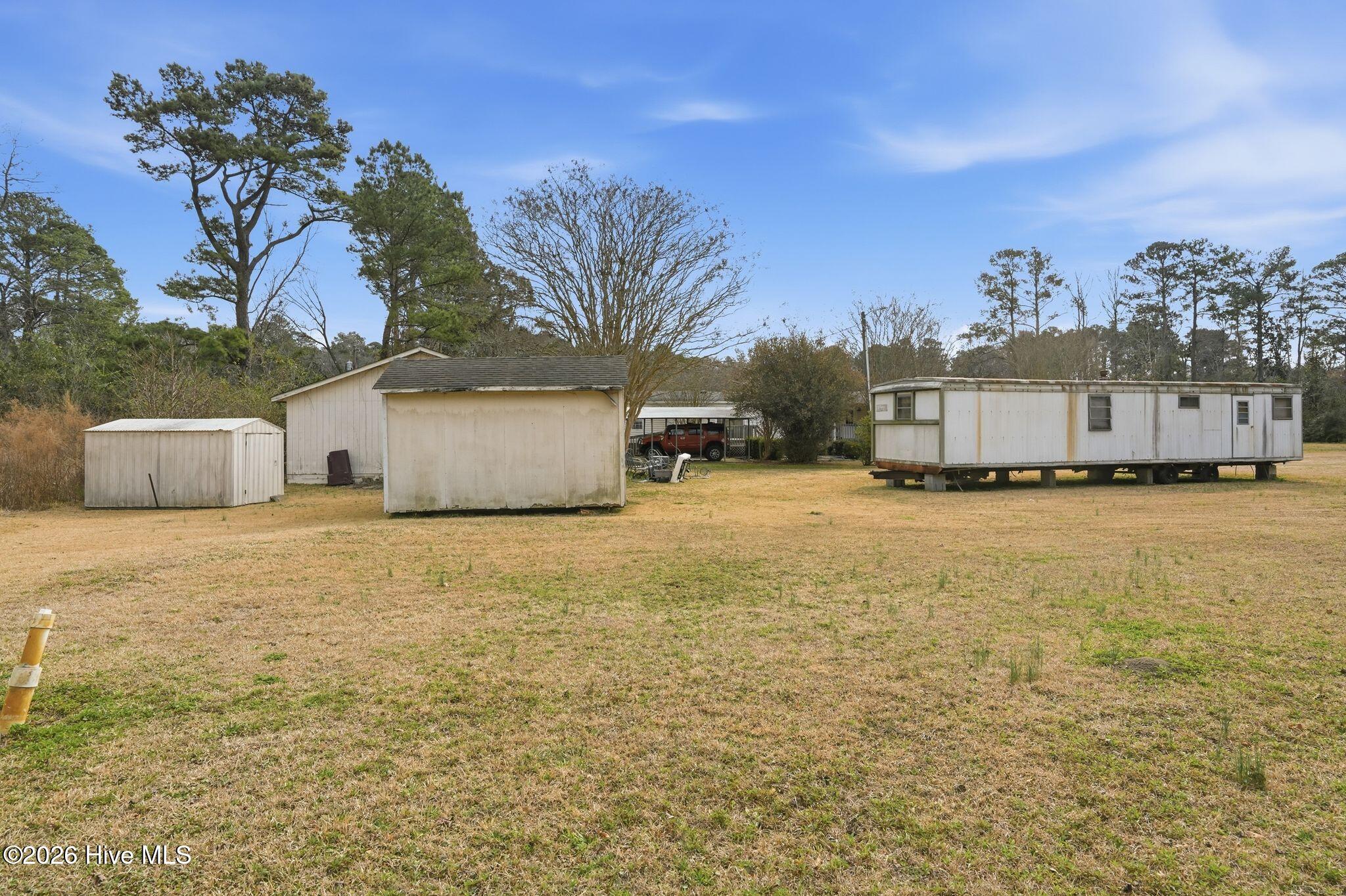 100556115 | Photo 96