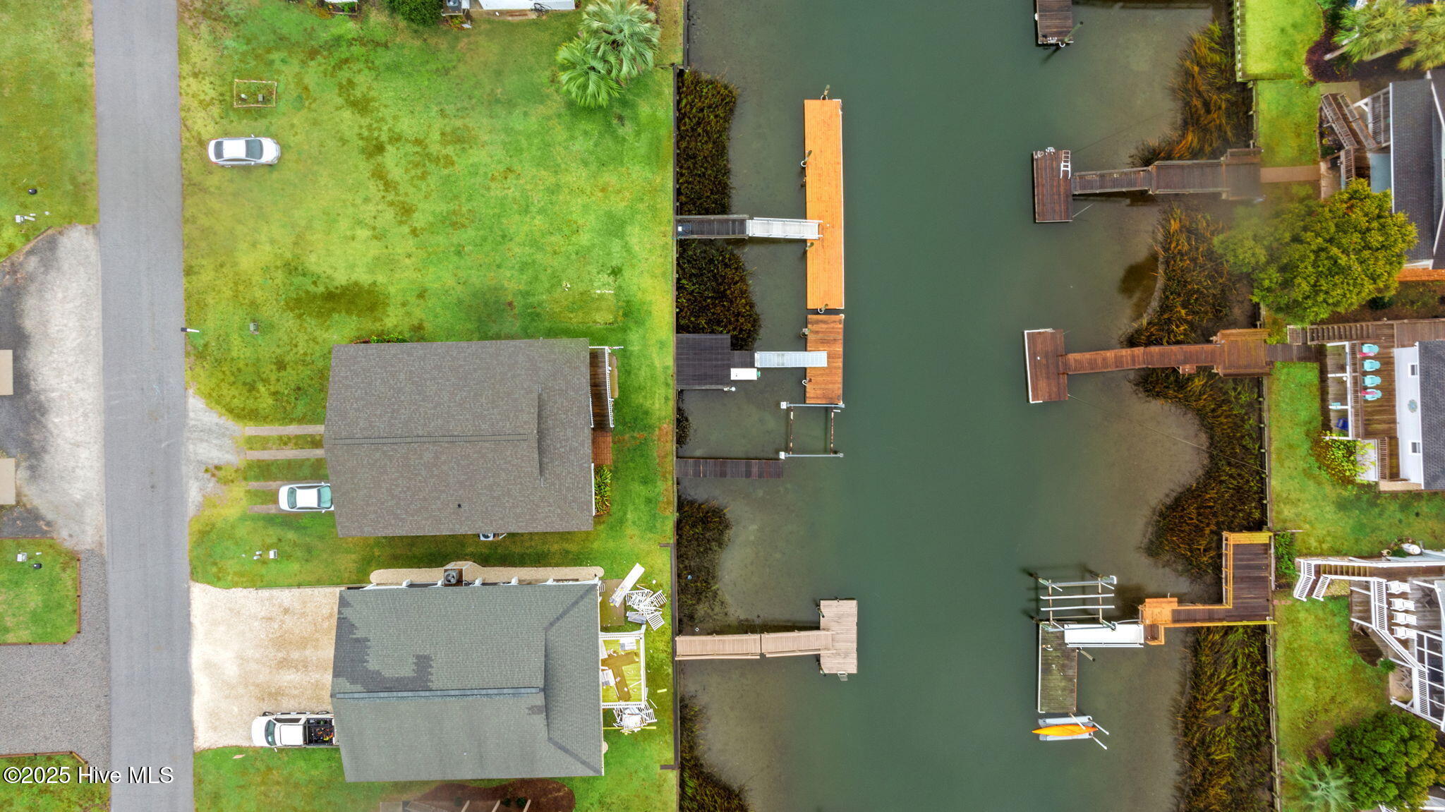 100542792 | Photo 27