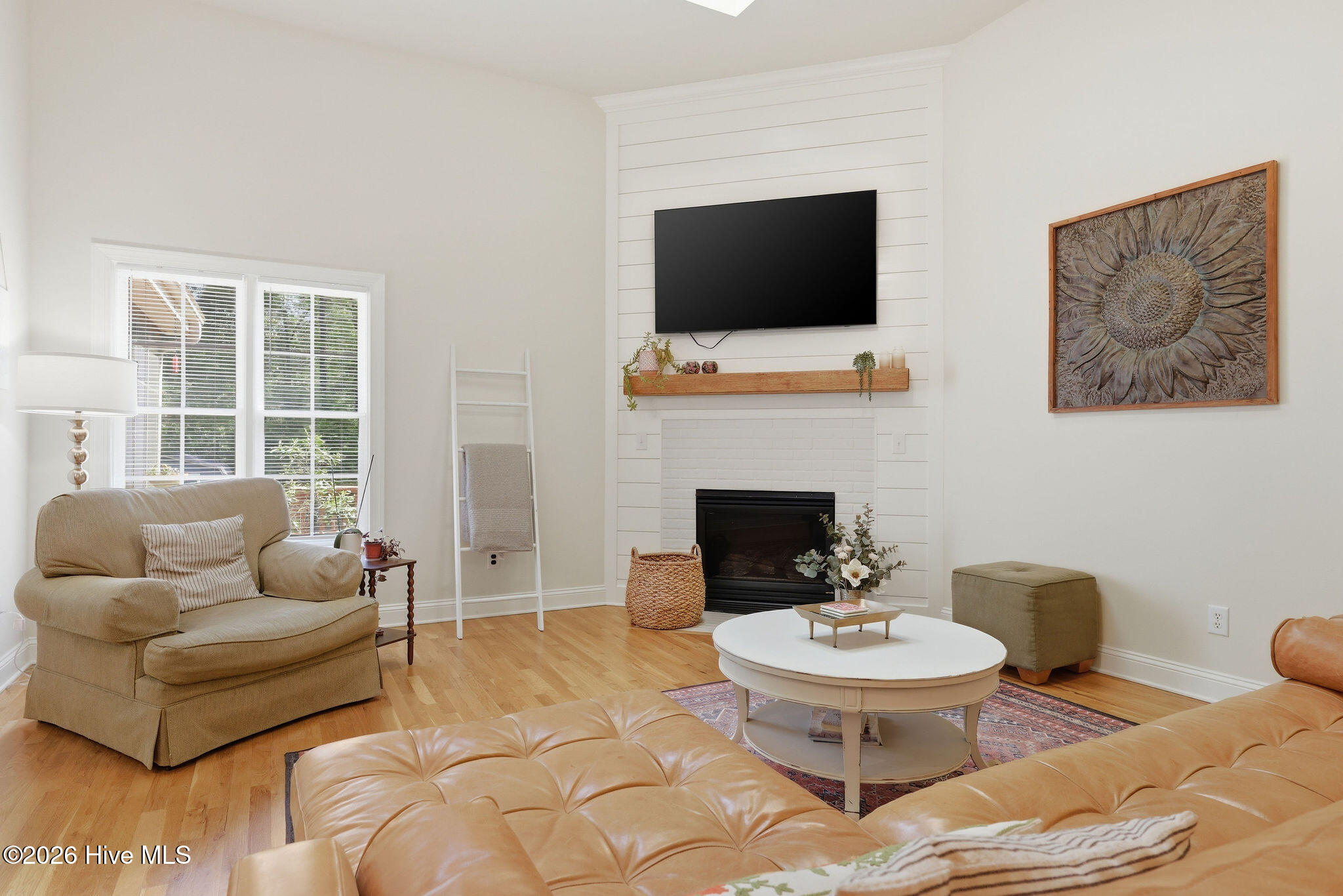 100565672 | Photo 11