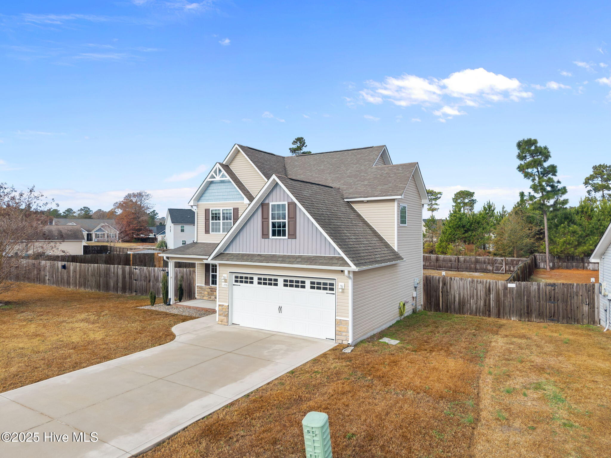 100542971 | Photo 34