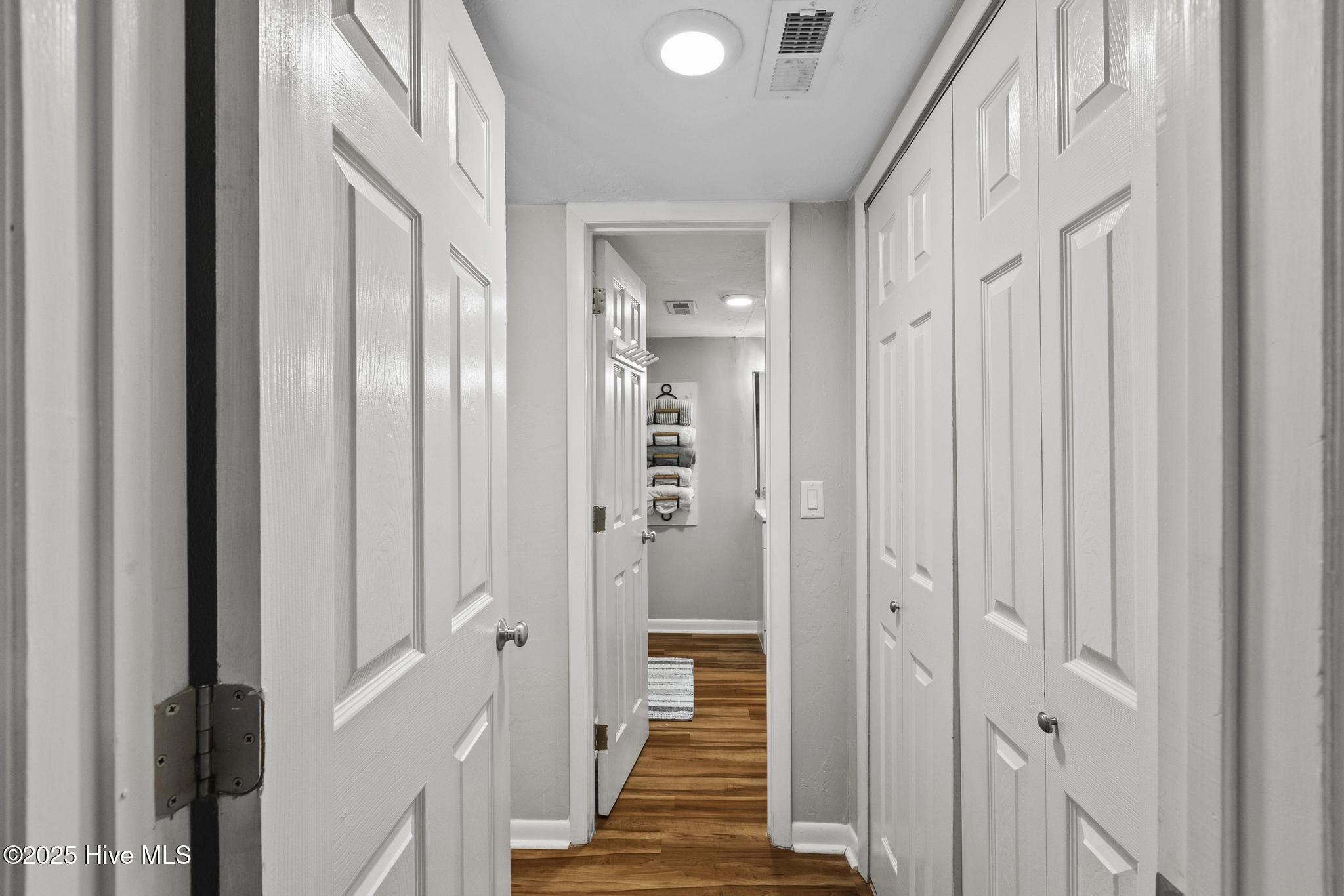 100546076 | Photo 17