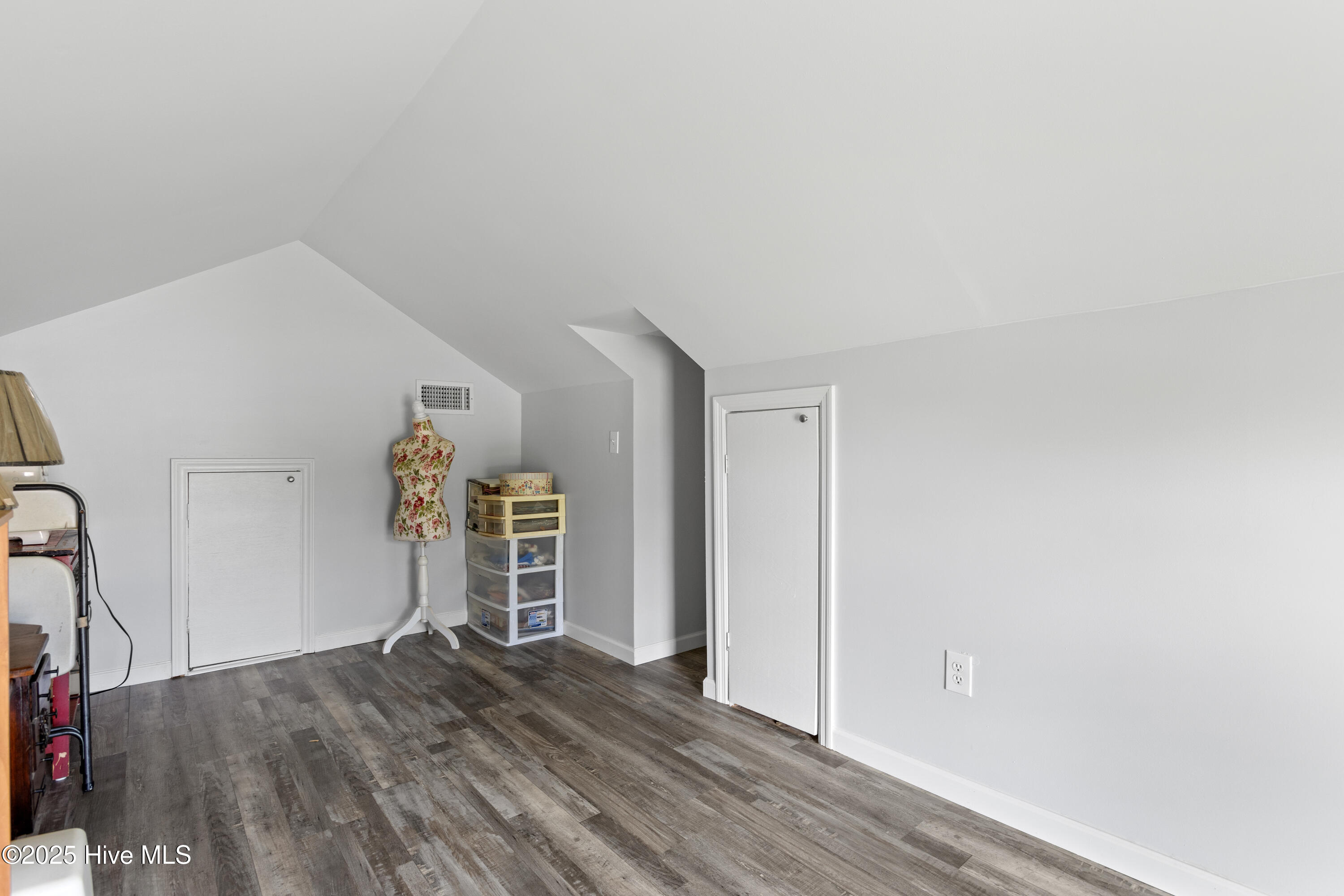 105 University Drive, Jacksonville, NC 28546 – photo 19: Storage Room