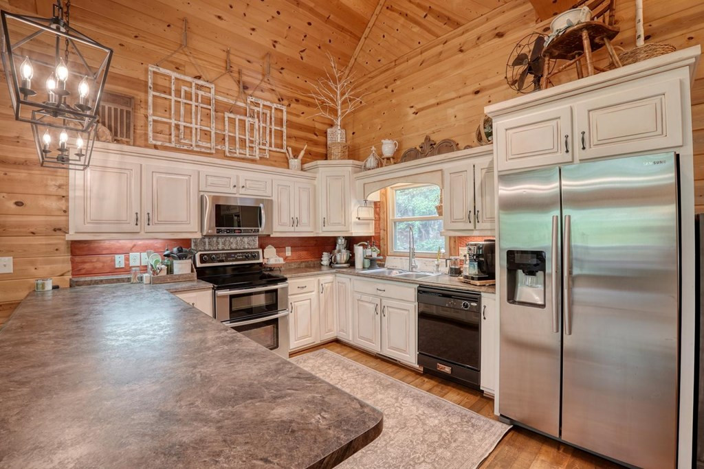 529 Talulu Pass, Murphy, NC 28906 Listing Photo  15