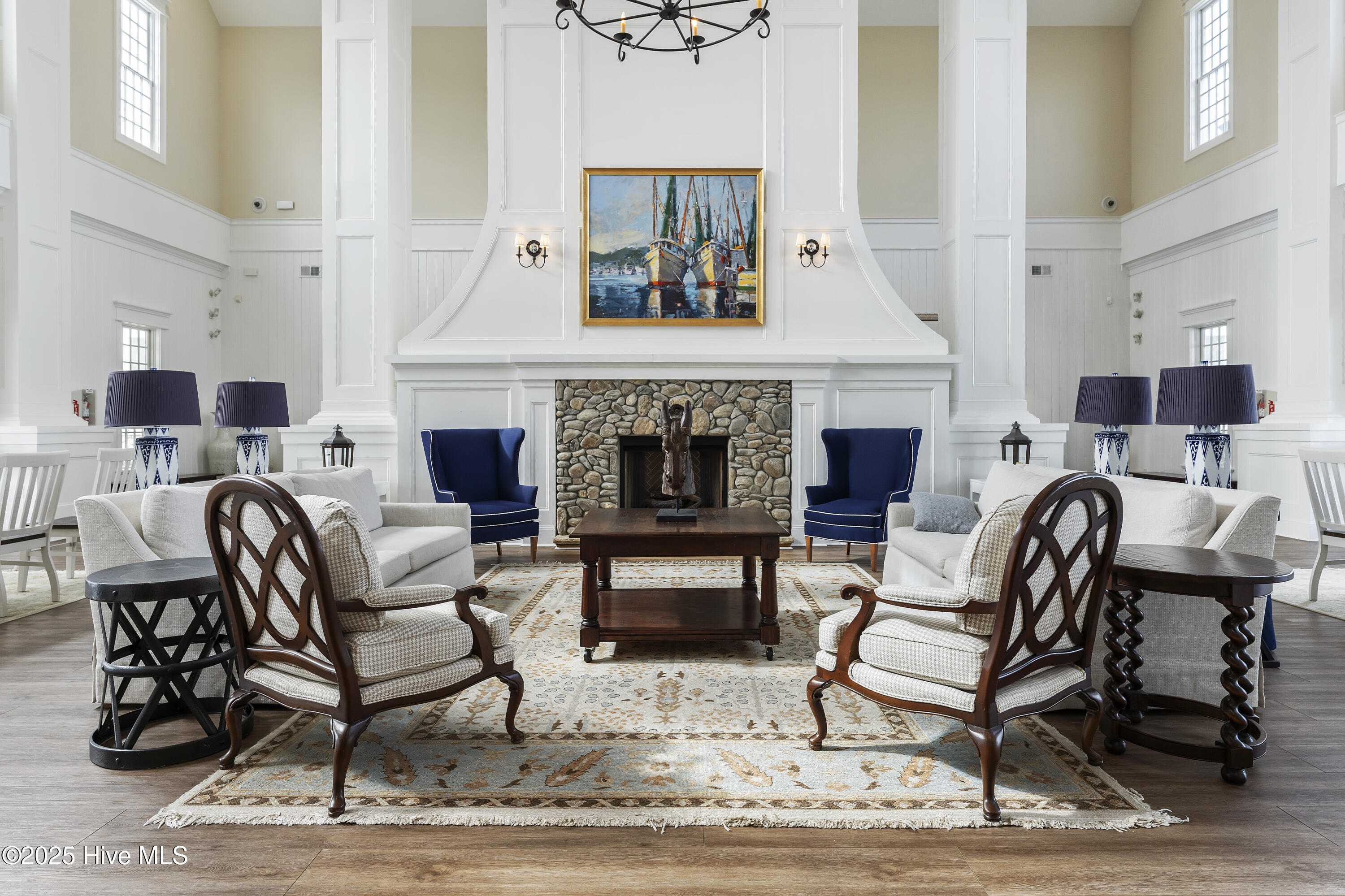 100524767 | Photo 30