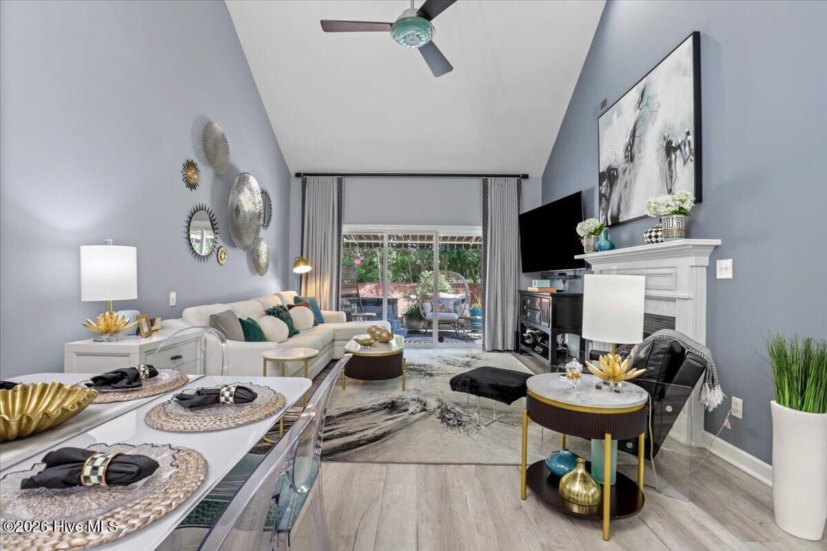 25-104 Oxford Dr-25
