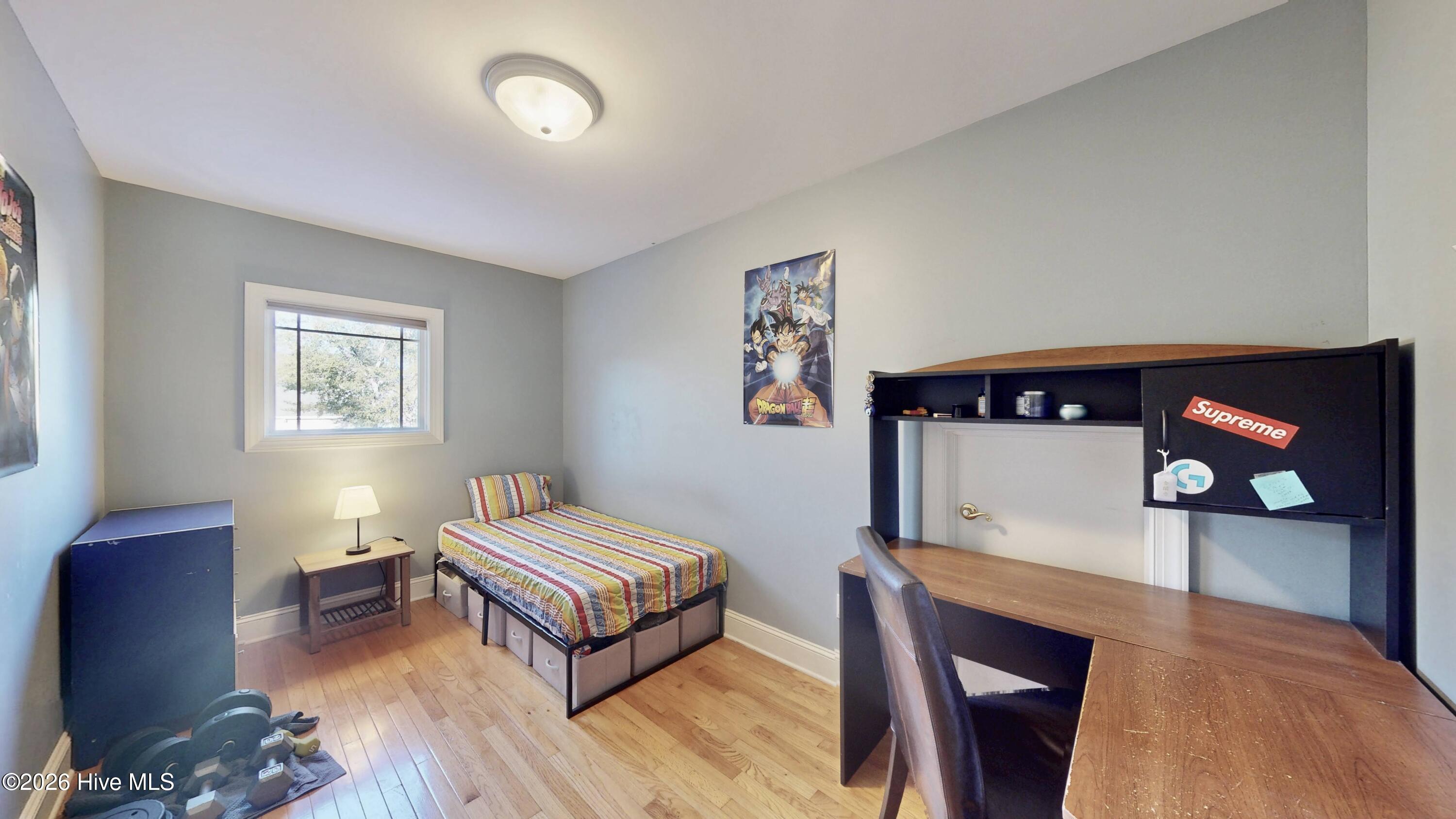 100549093 | Photo 33