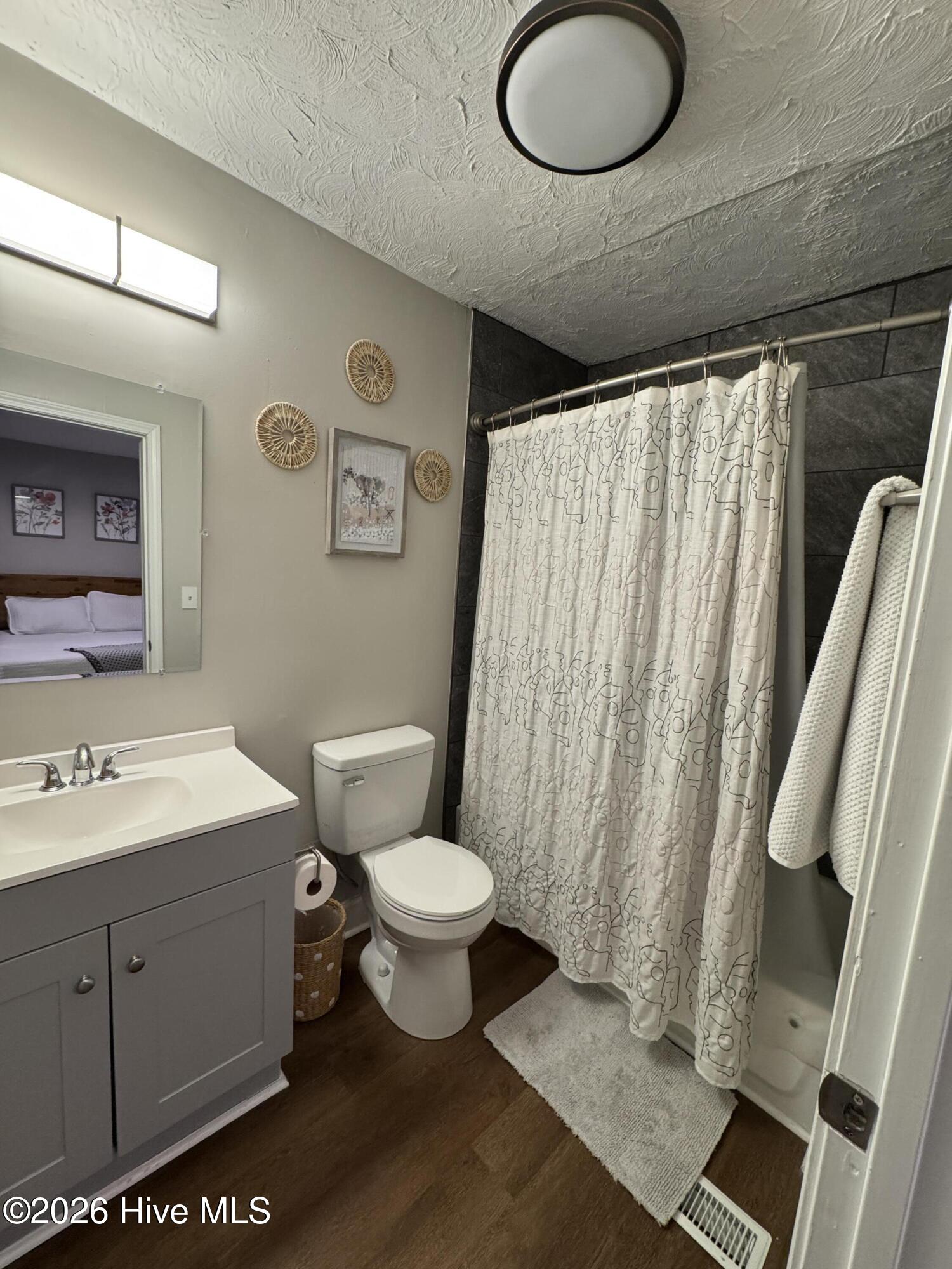 100552915 | Photo 20