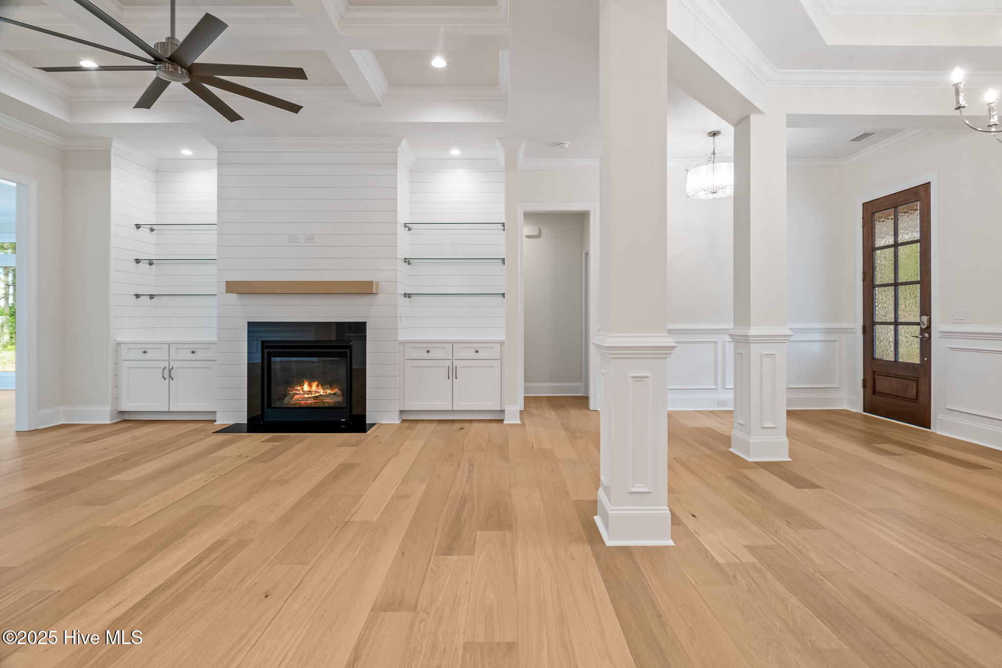 100535512 | Photo 16