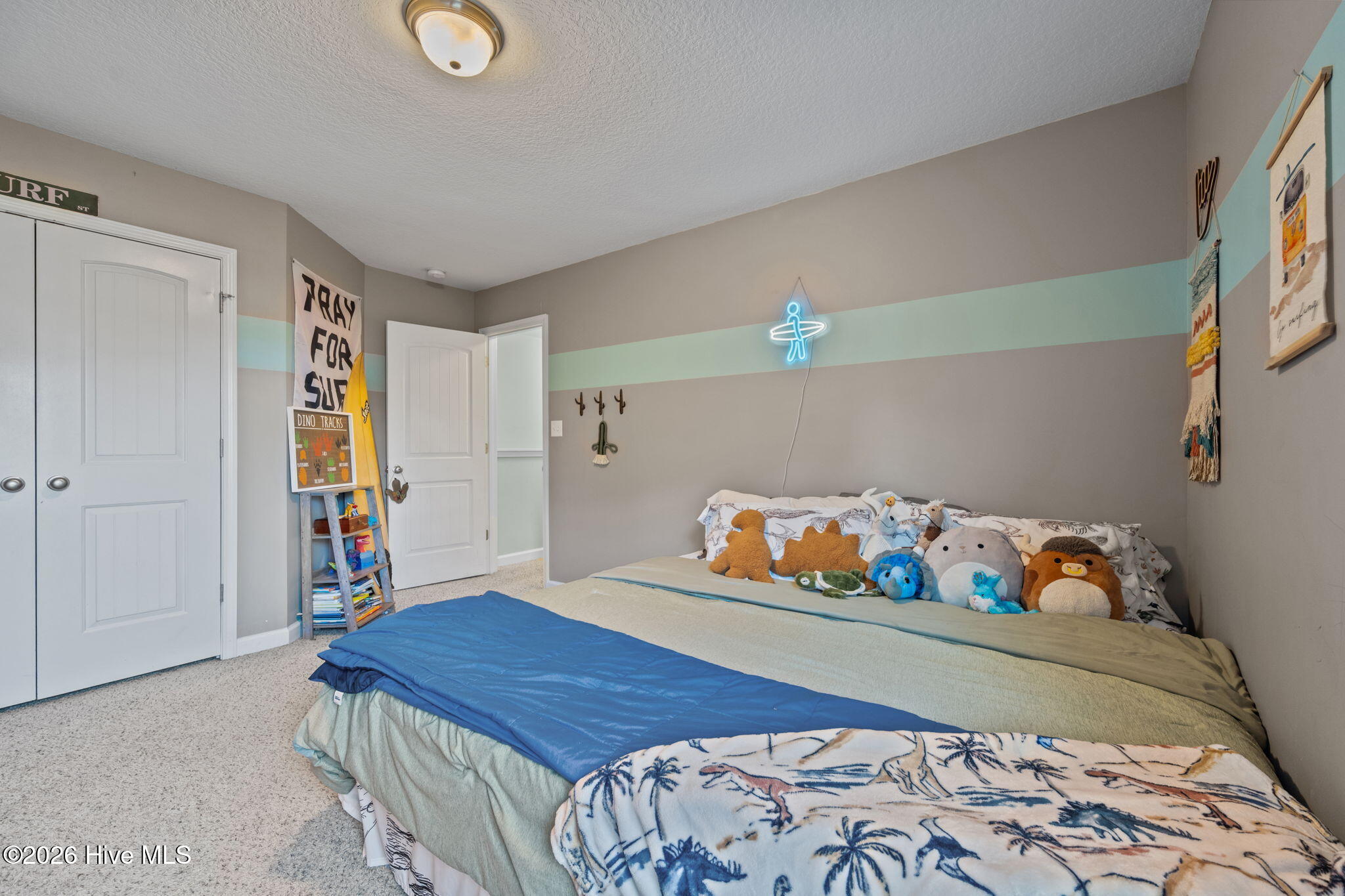 100564258 | Photo 35