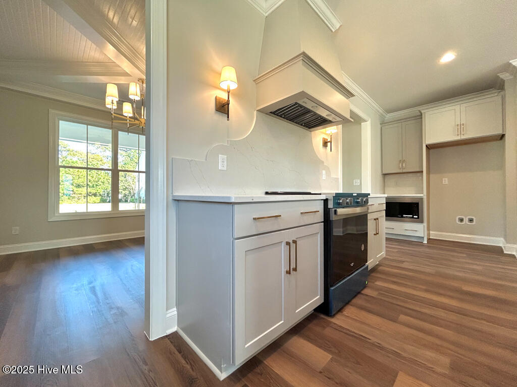 100510187 | Photo 28