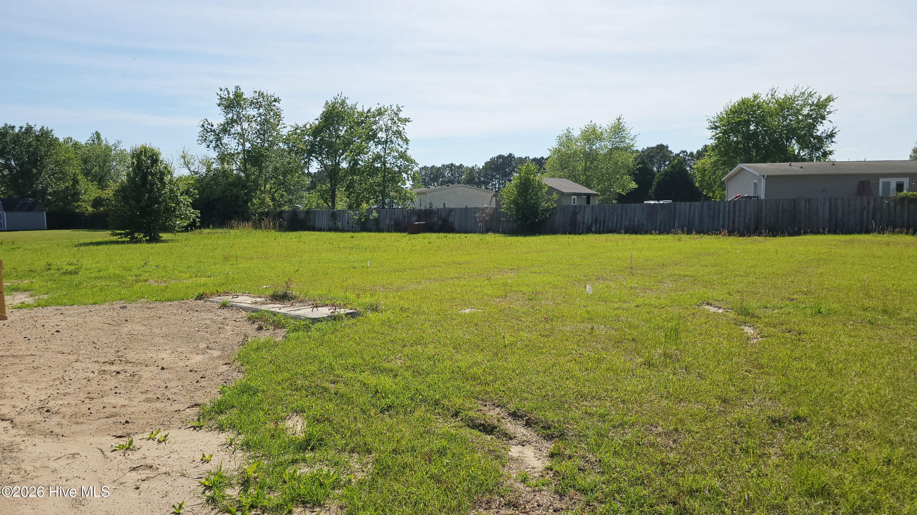 100567218 | Photo 24