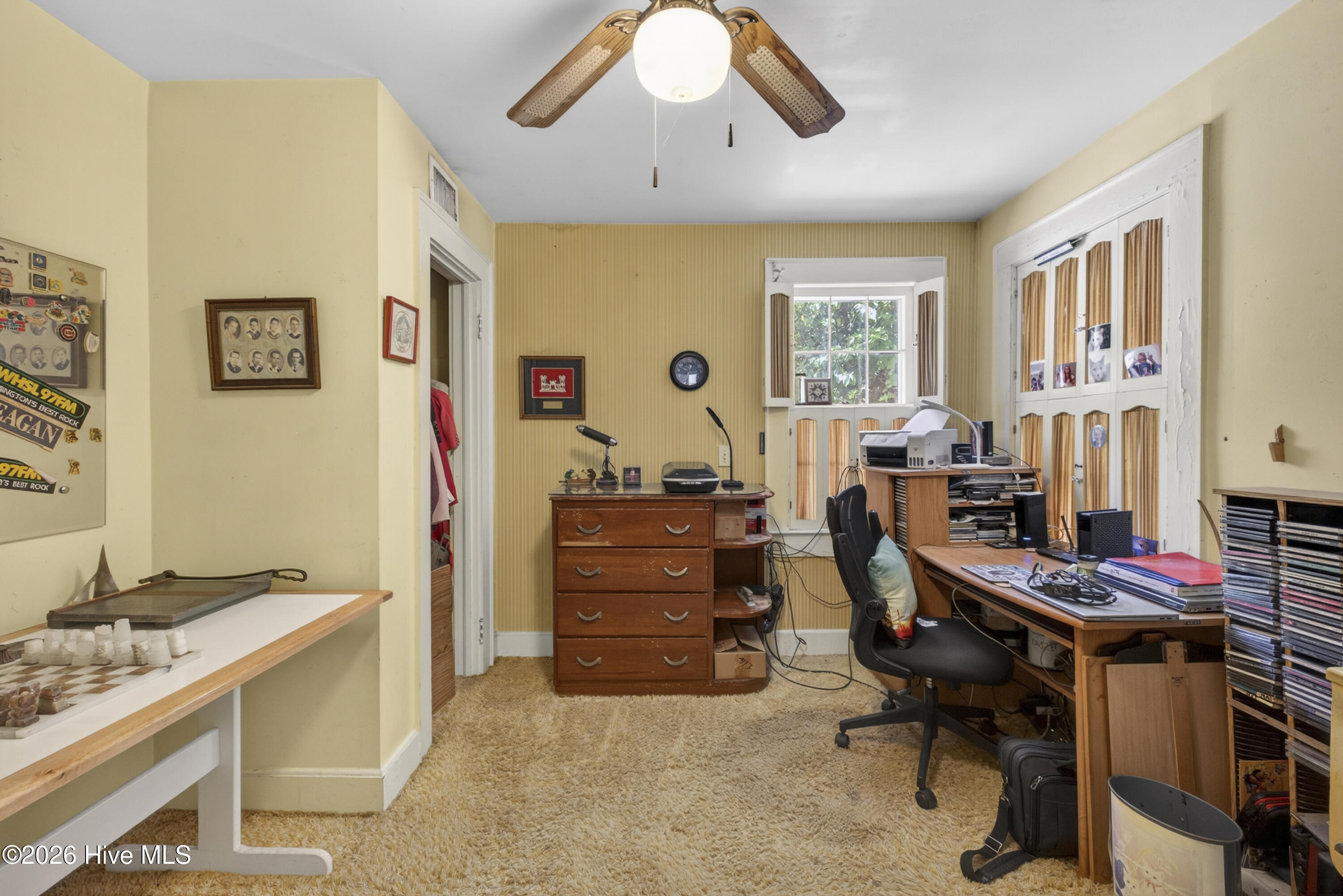 100569316 | Photo 35