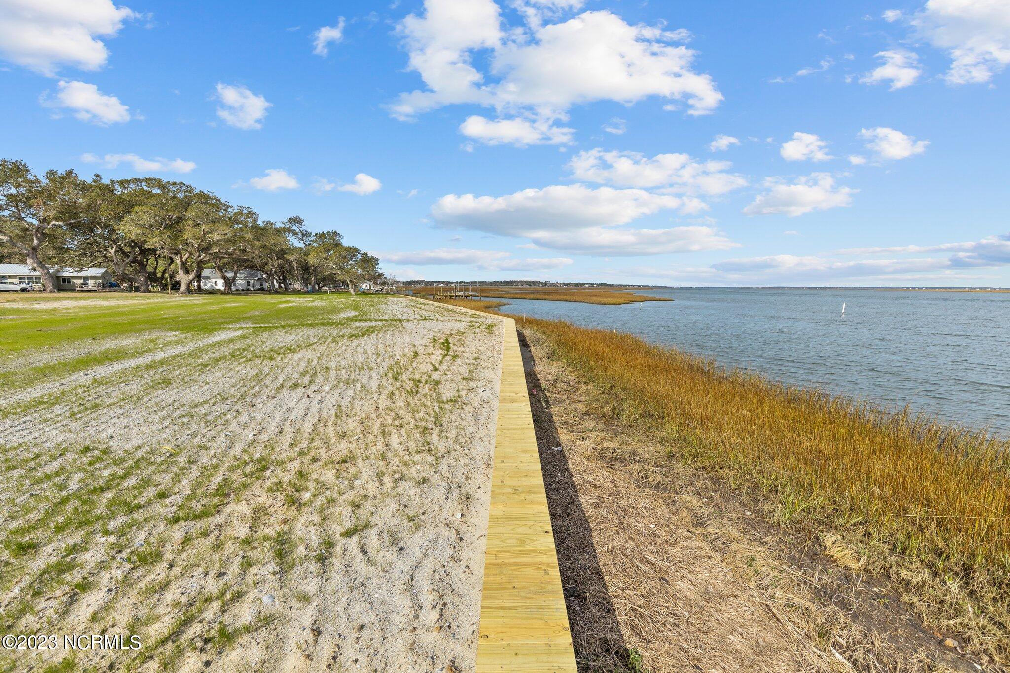 184 2 Lennoxville Point Road,Beaufort
