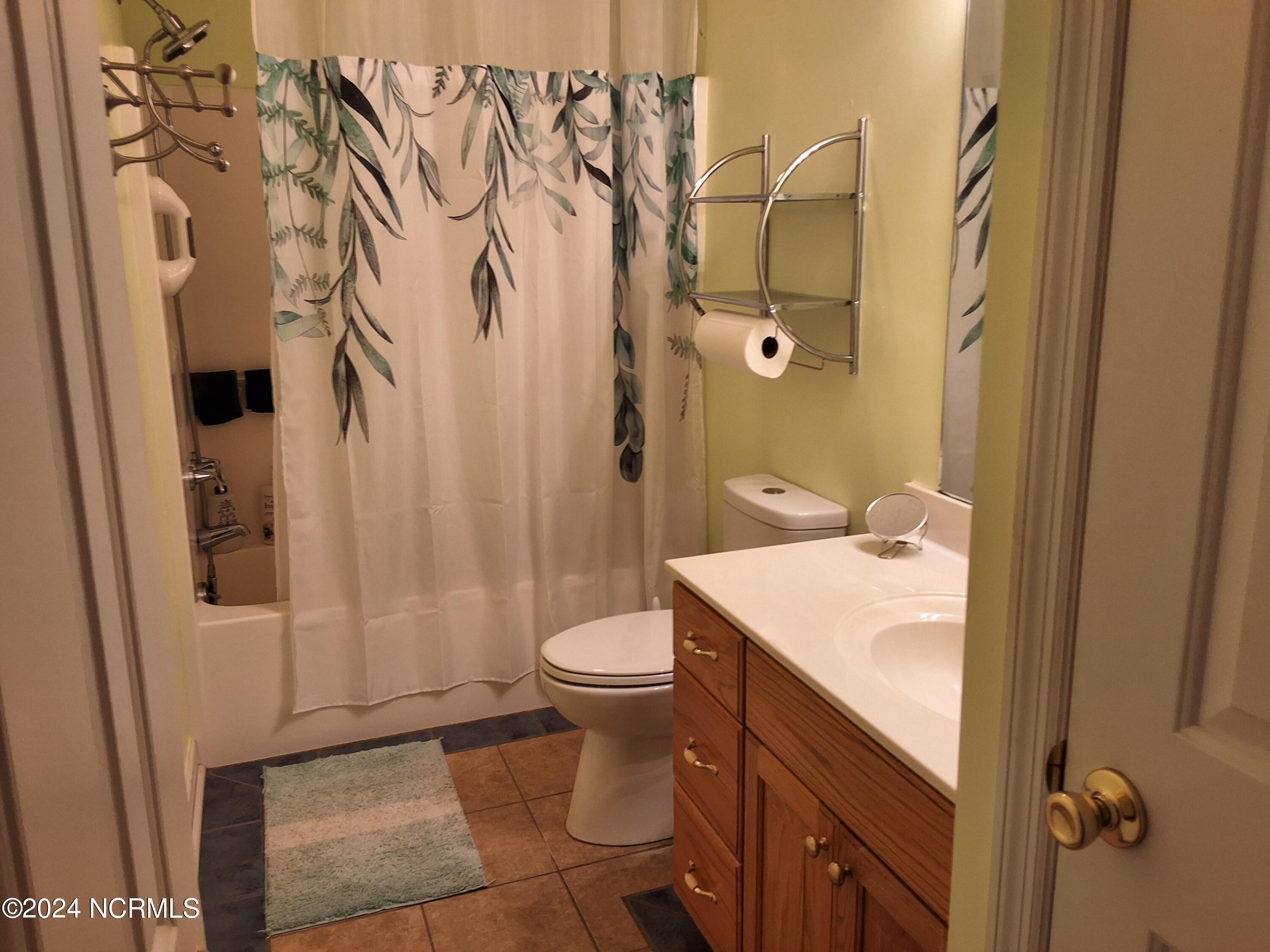 100463336 | Photo 39