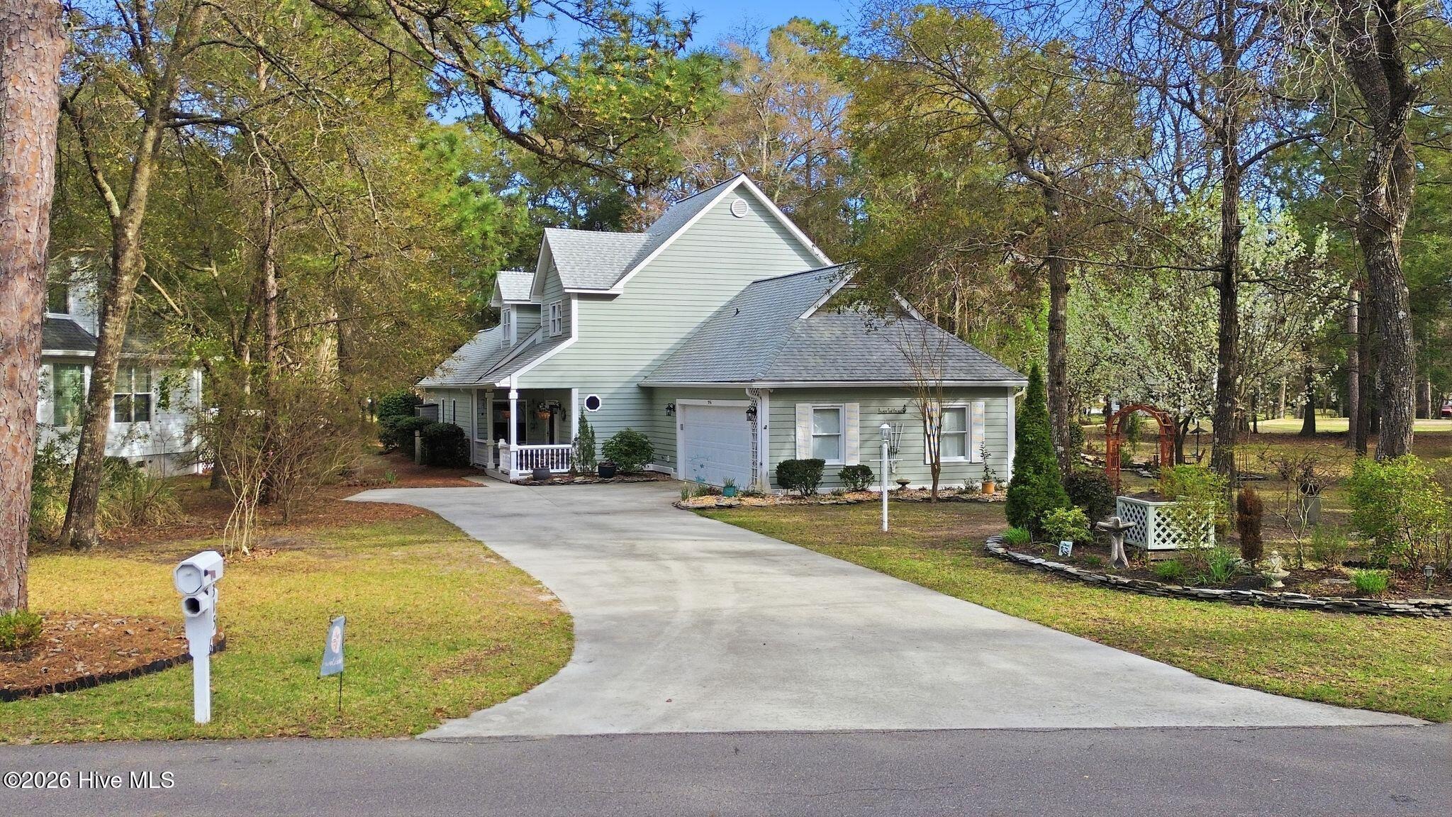 100562412 | Photo 78