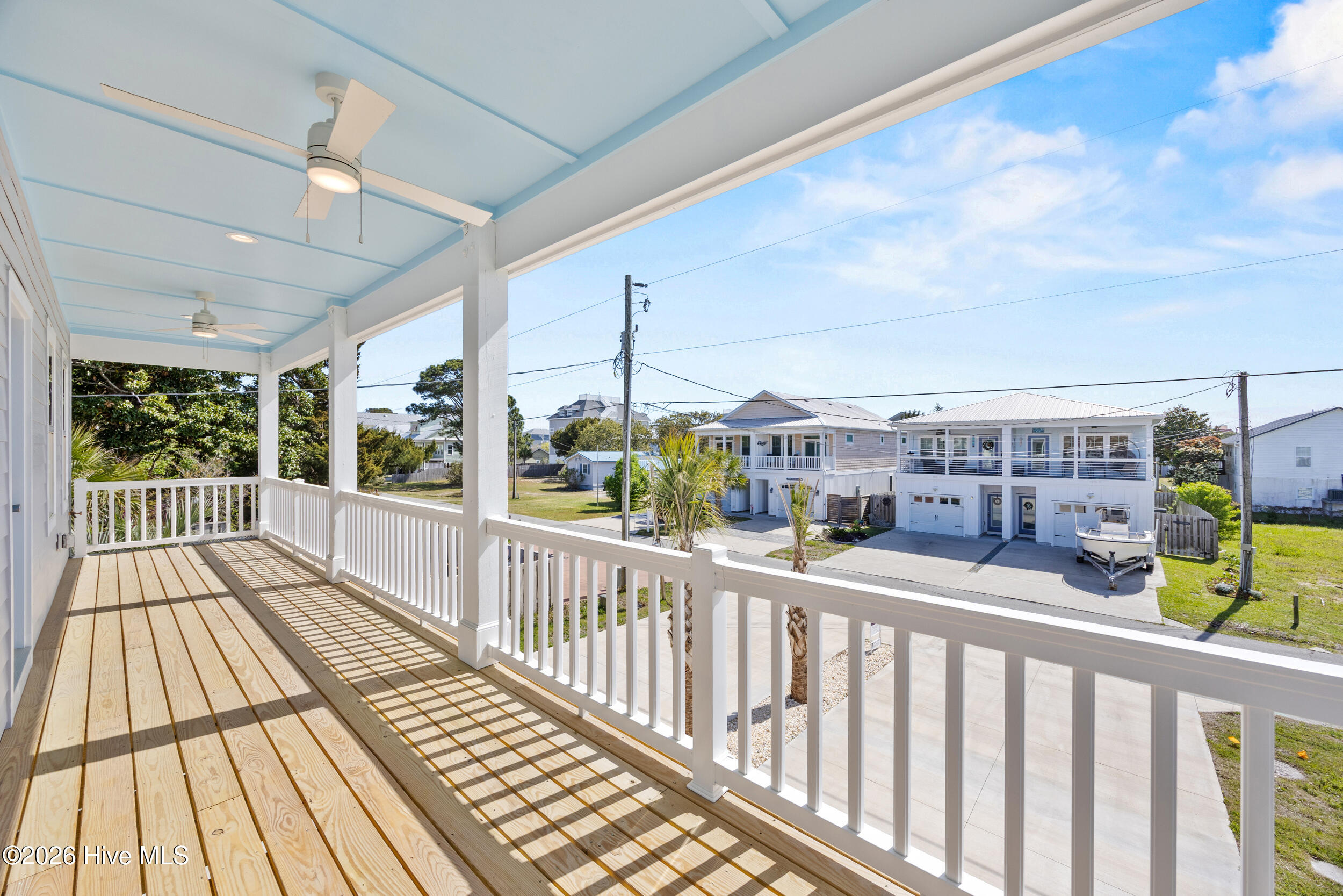 100545866 | Photo 14