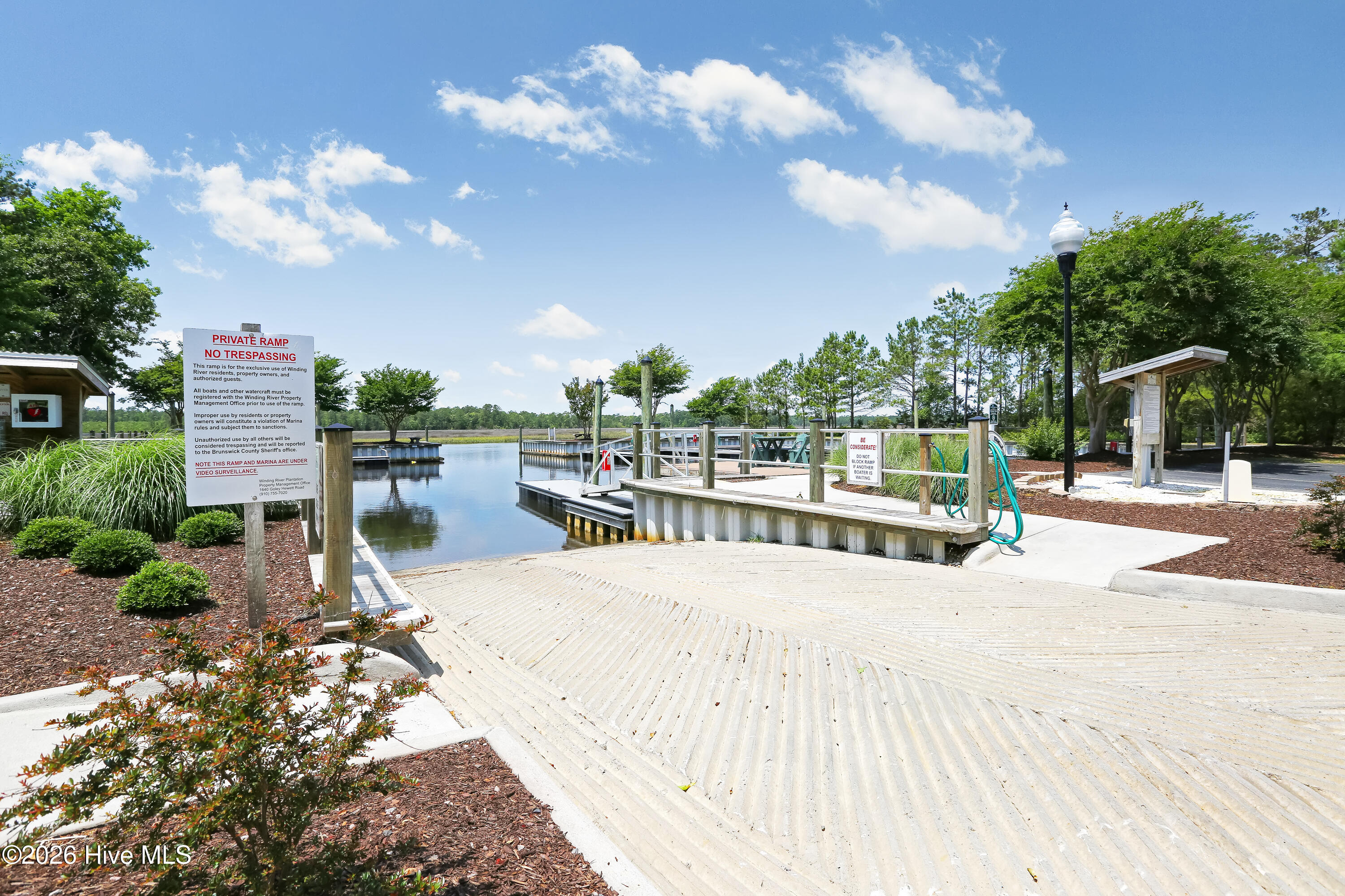 100566975 | Photo 46