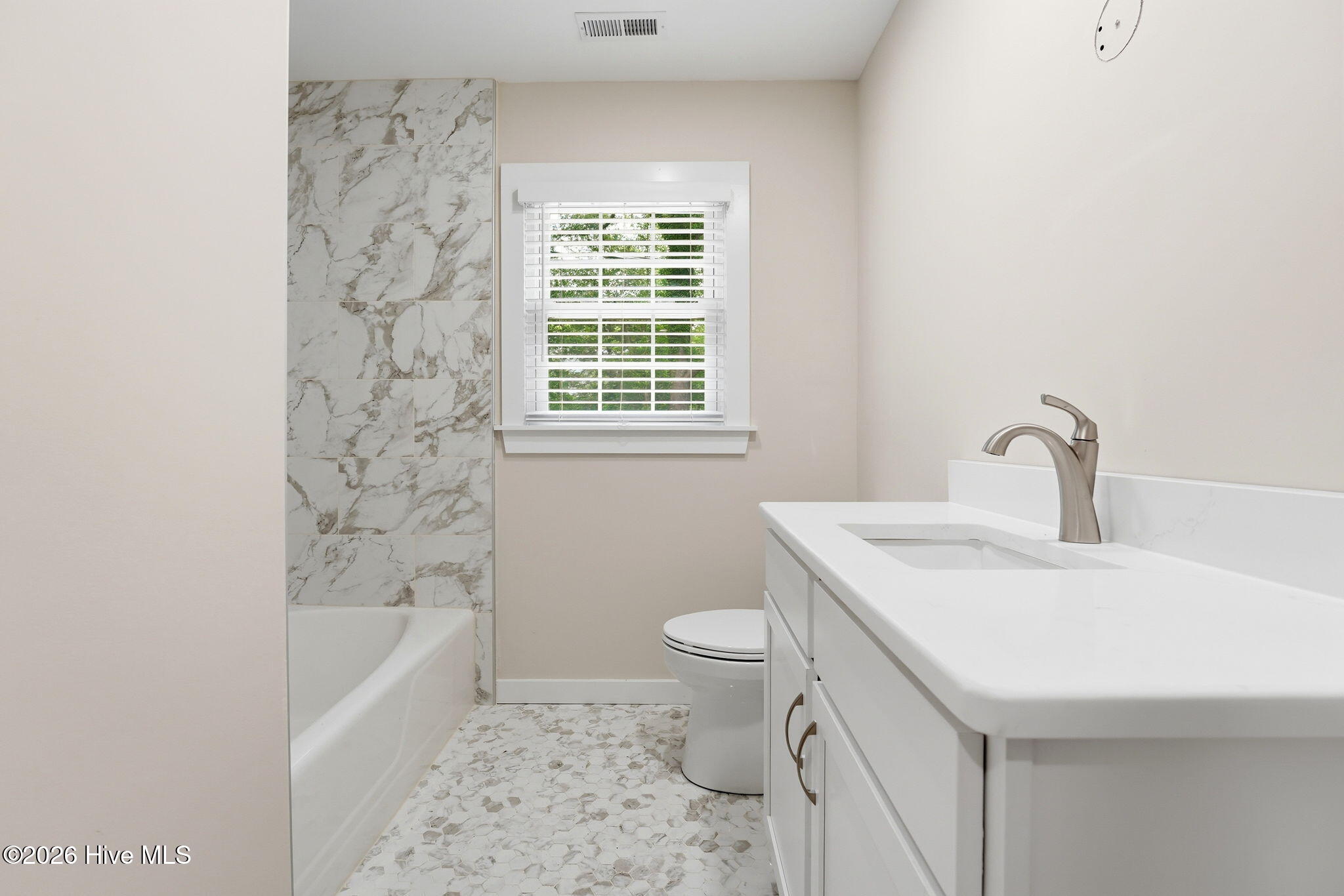 601 Bethesda Avenue