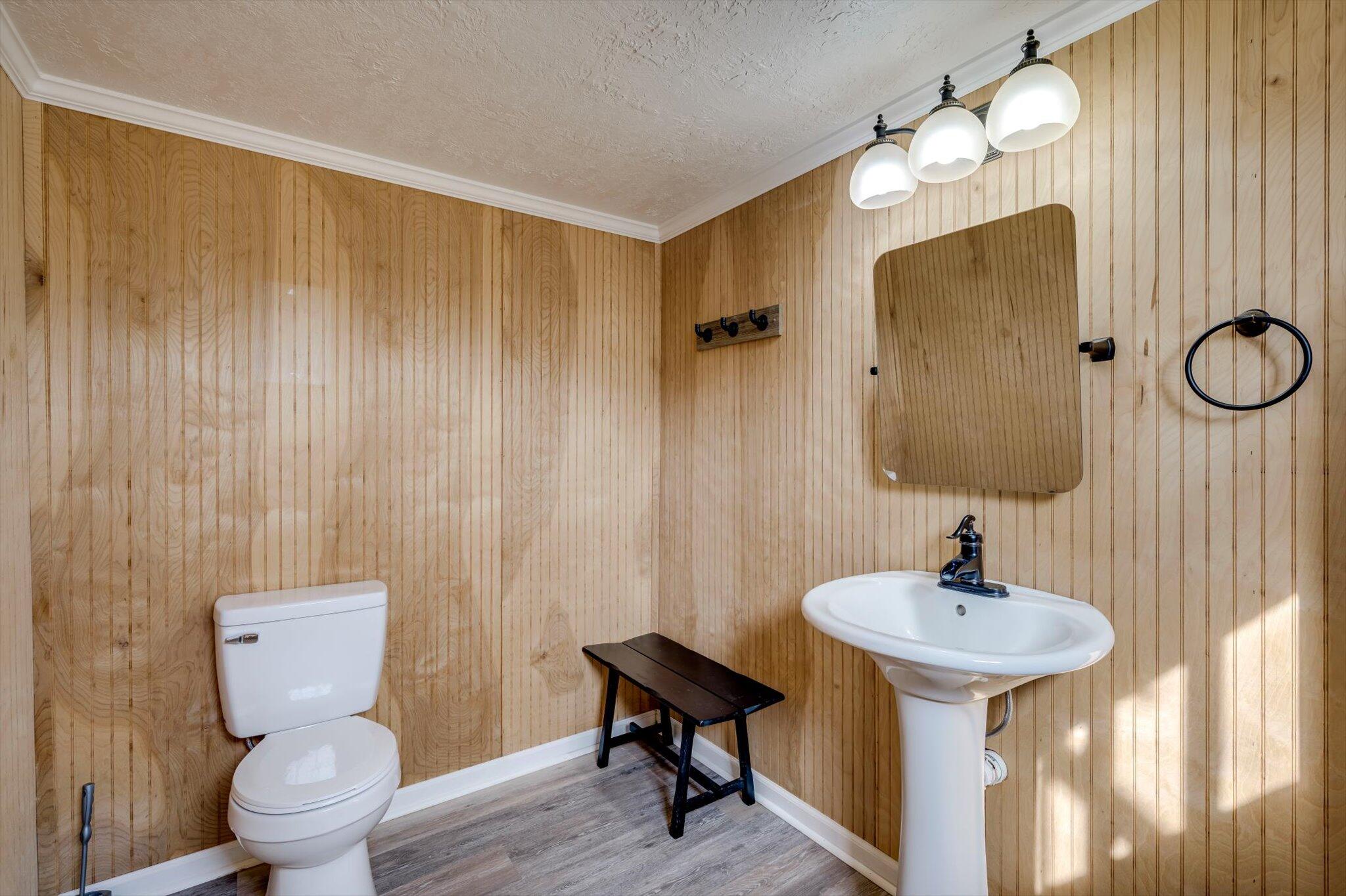 1/2 bath for outside