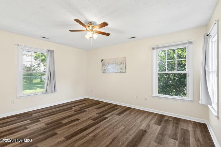 2039 Hunters Ridge Drive,Midway Park