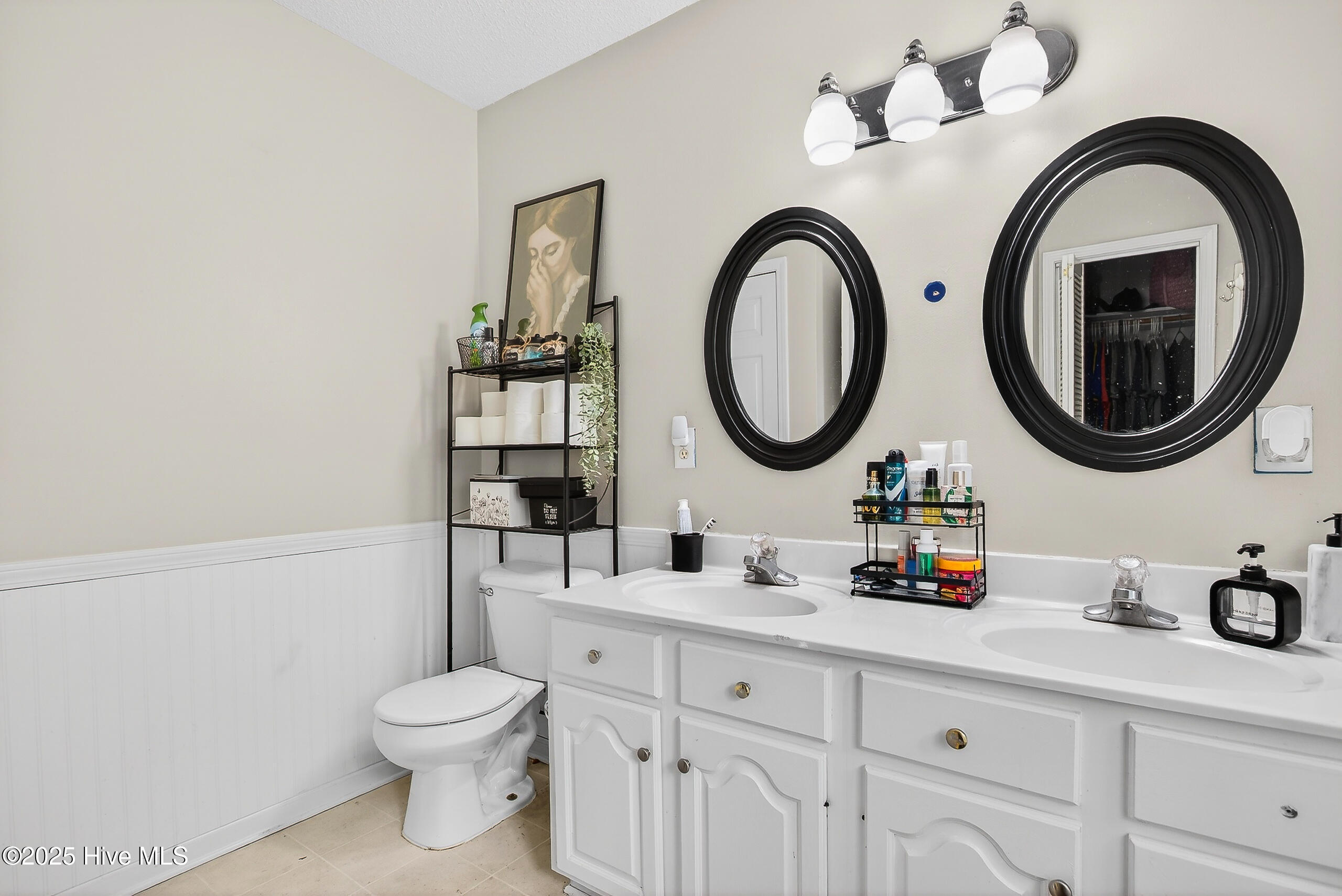 100543509 | Photo 18