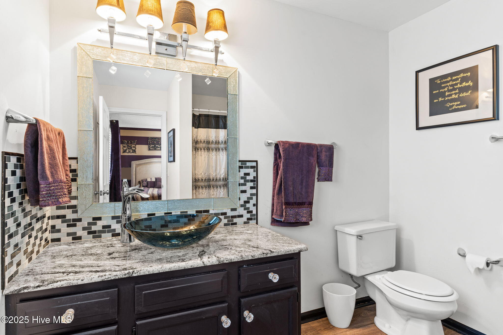 100543904 | Photo 28