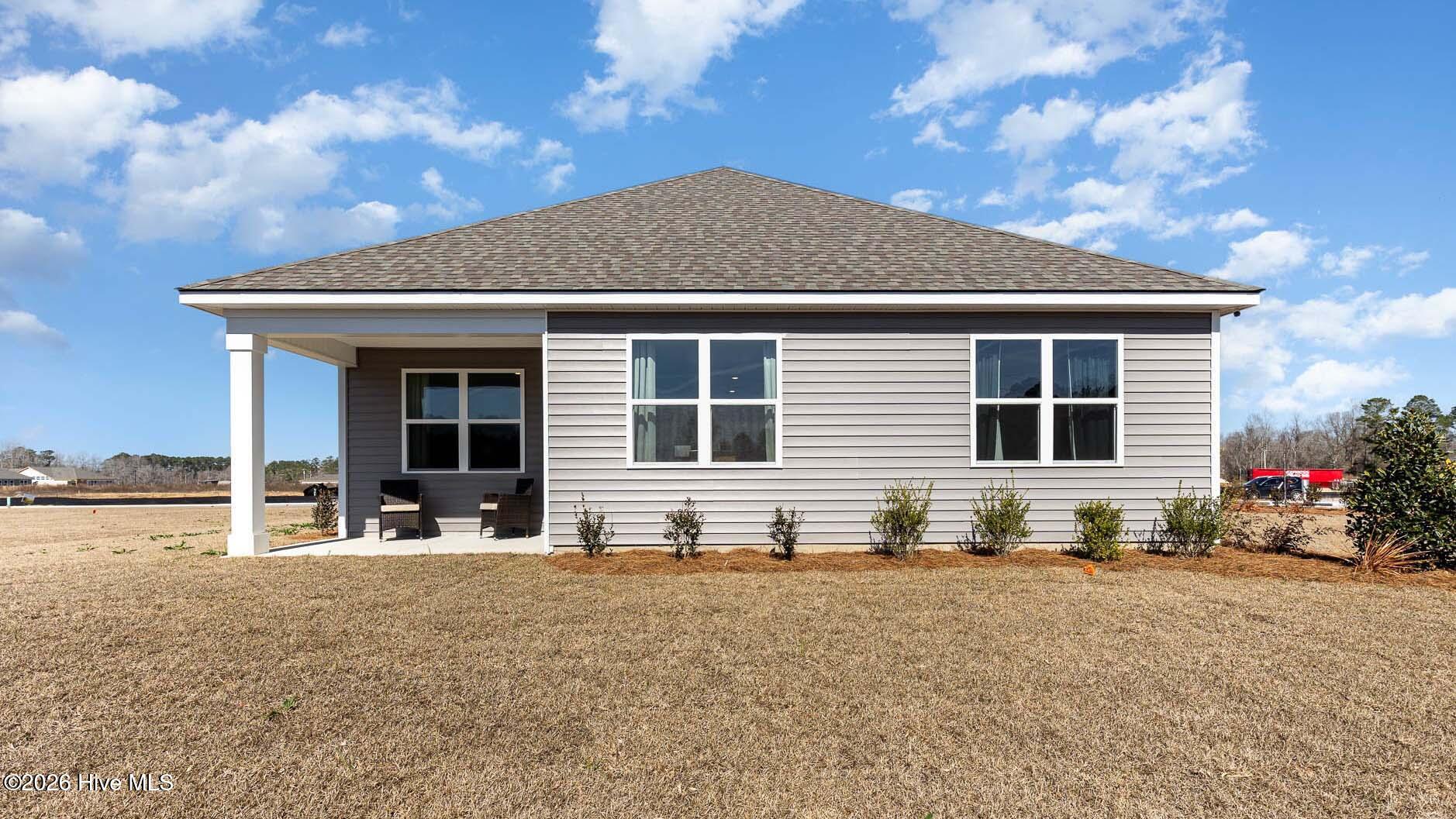 100568355 | Photo 25