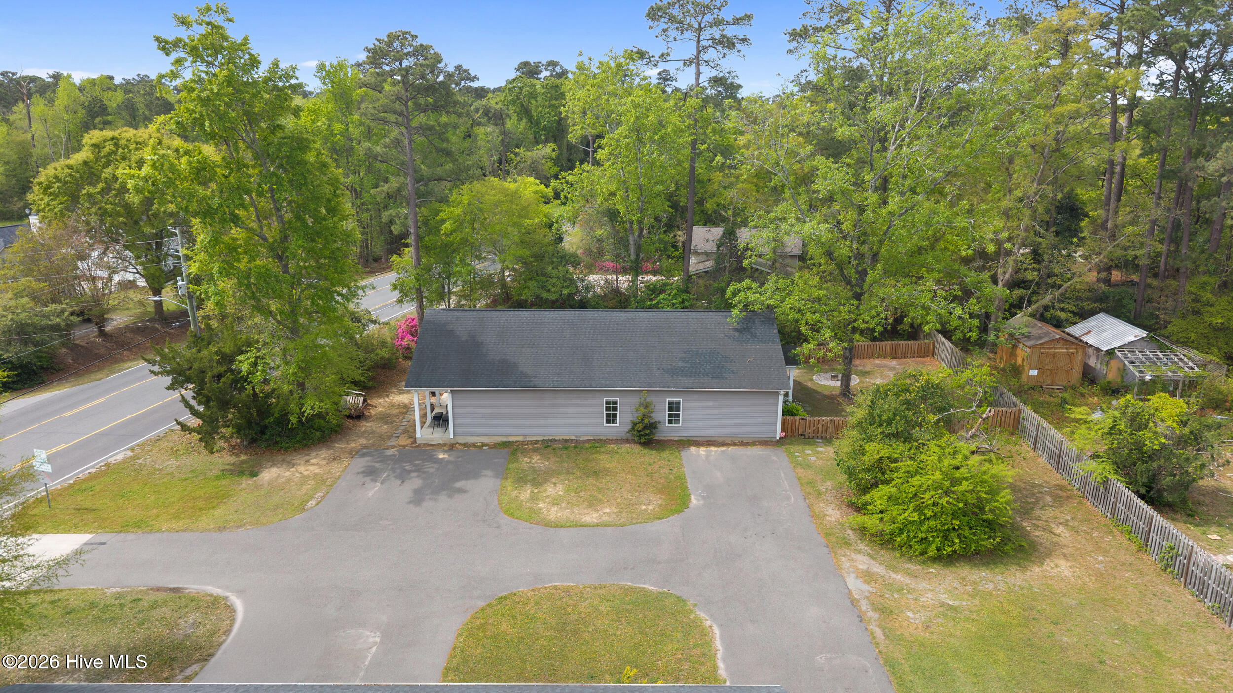 100566904 | Photo 52