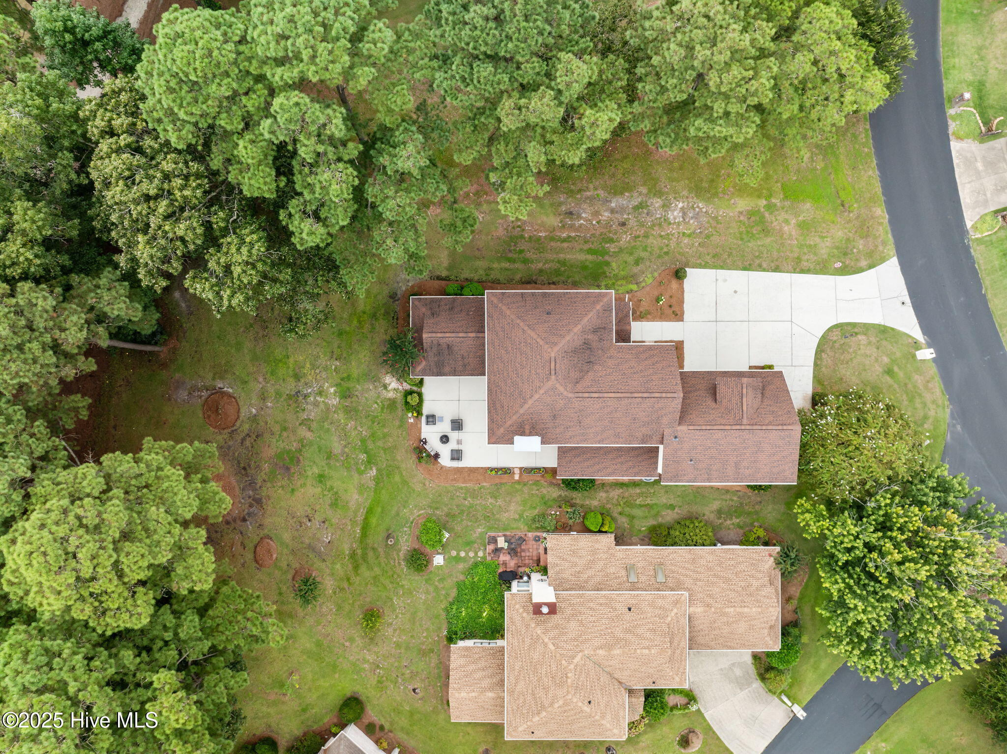 100524687 | Photo 57