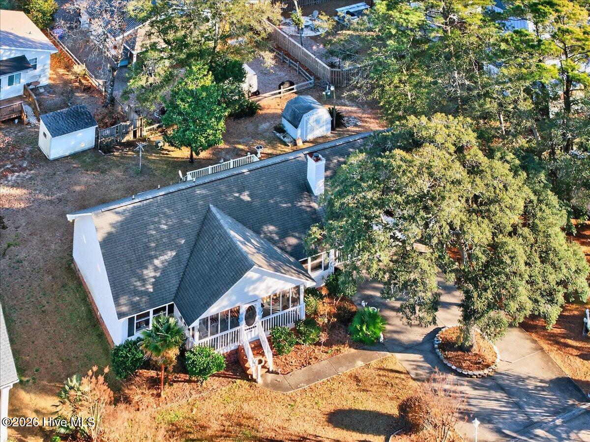 100549937 | Photo 41