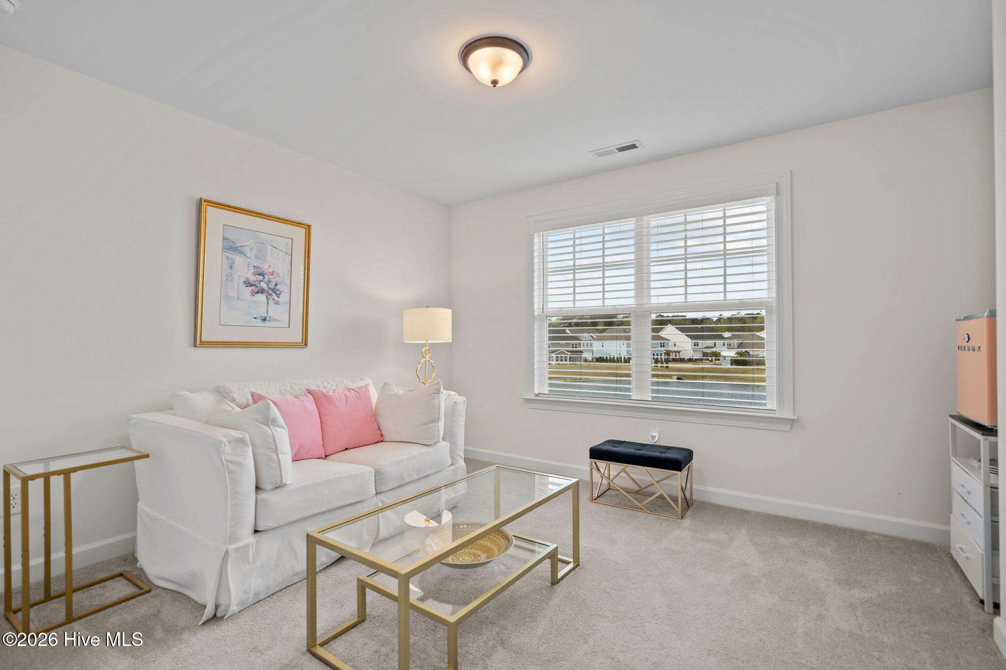 100562858 | Photo 46