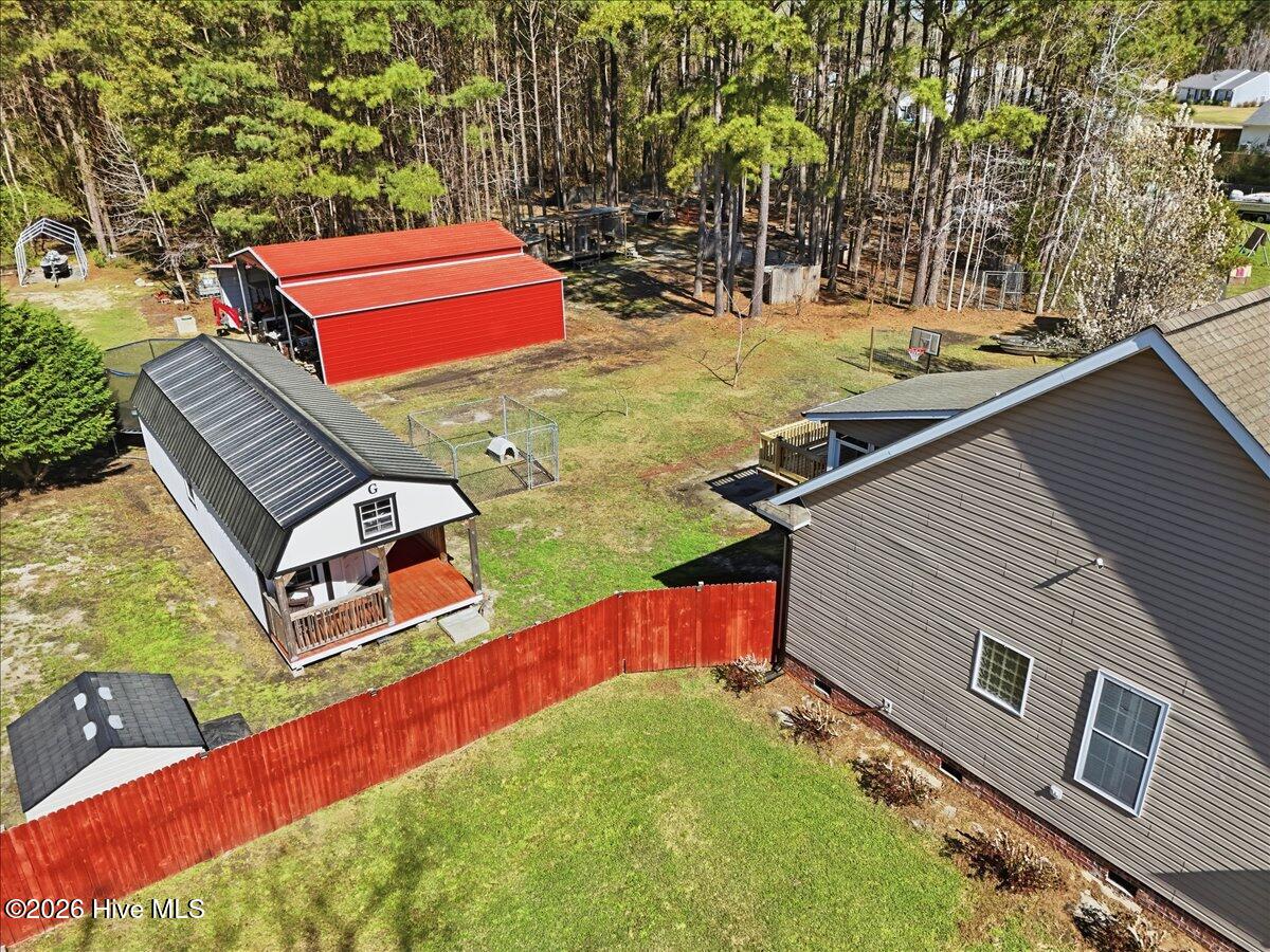 100561788 | Photo 58