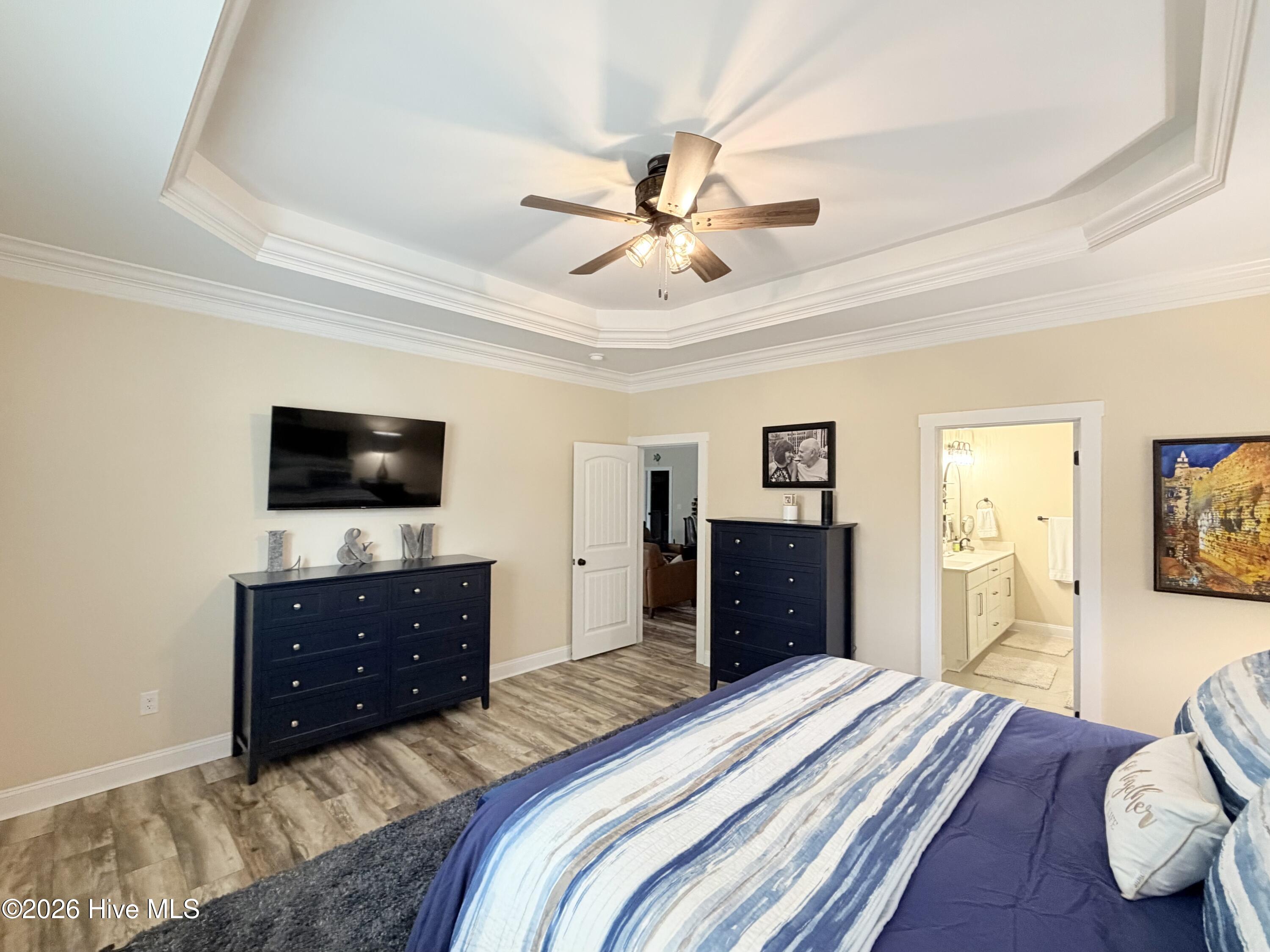 100552886 | Photo 25