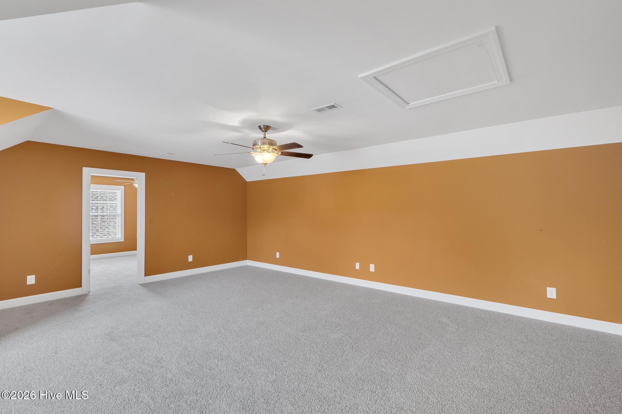 417 Meadowland Circle,Maple Hill