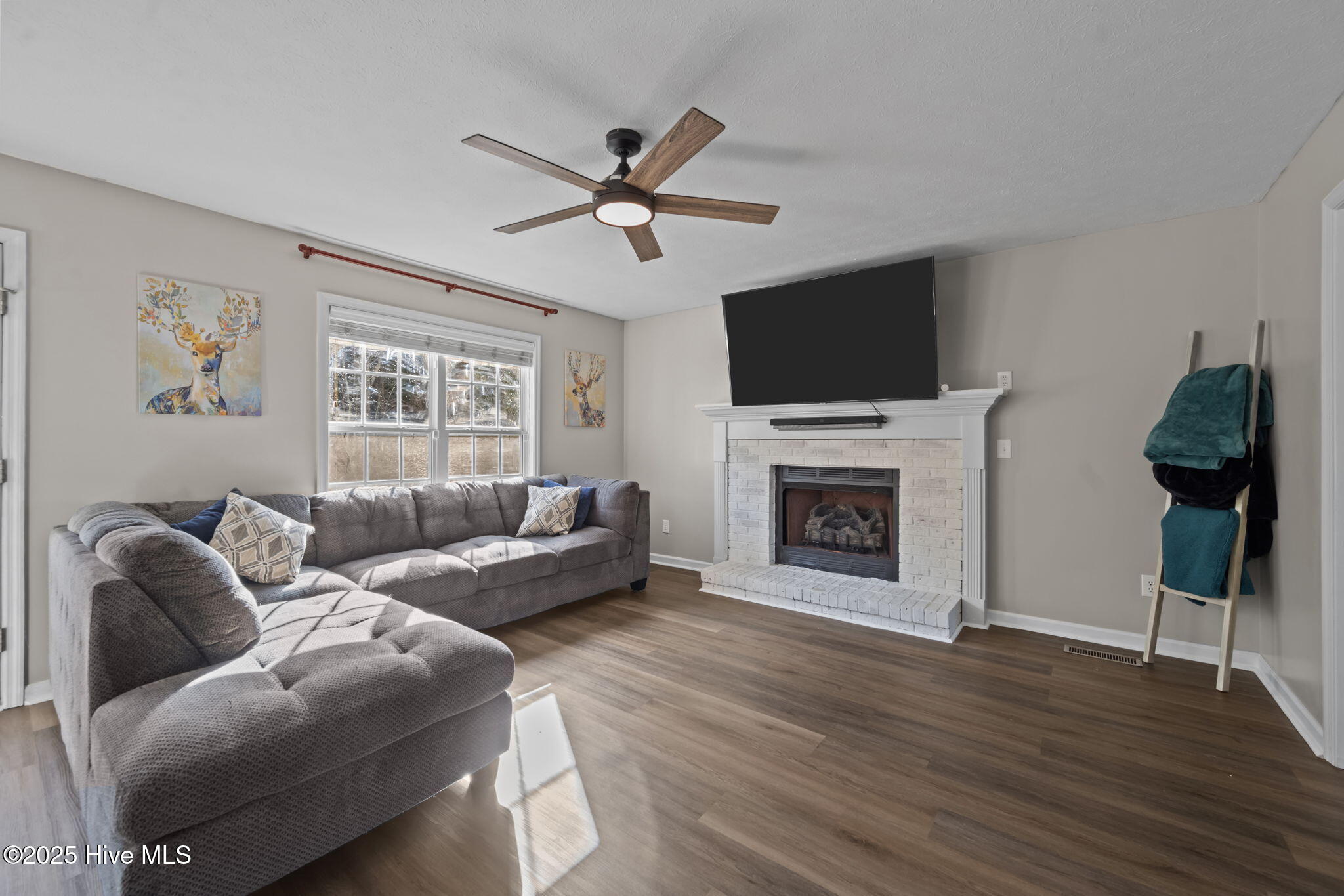 100545642 | Photo 20