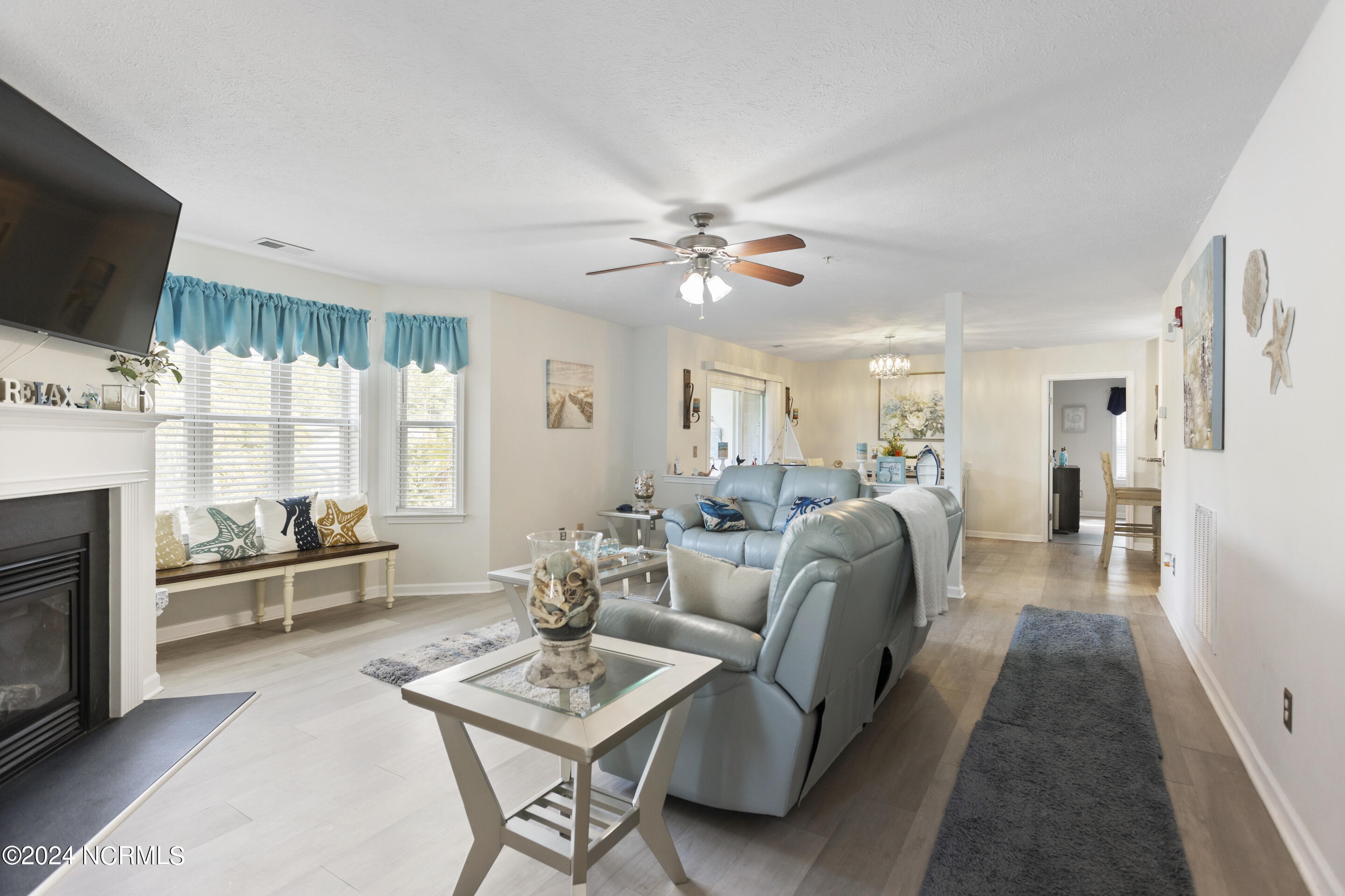 100529721 | Photo 10