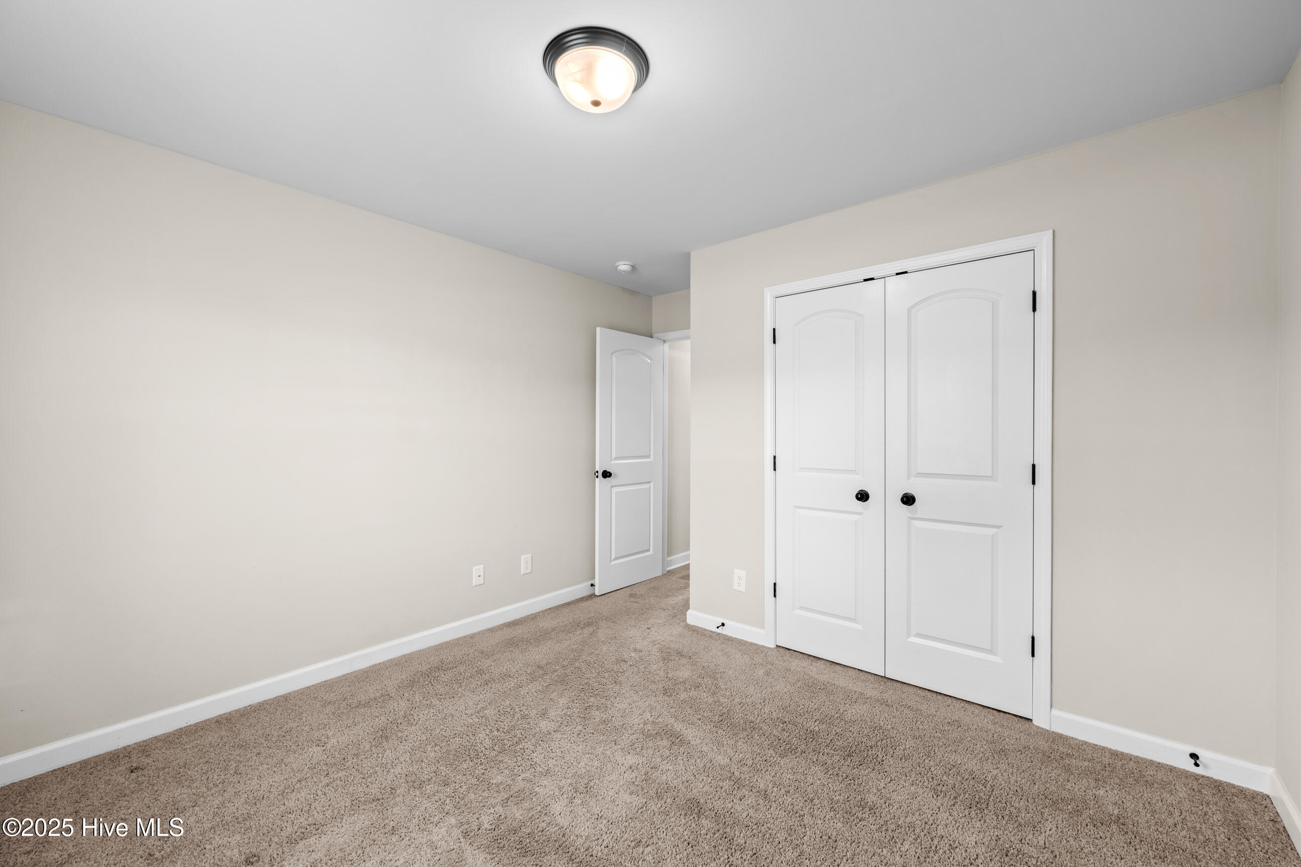 100544958 | Photo 27