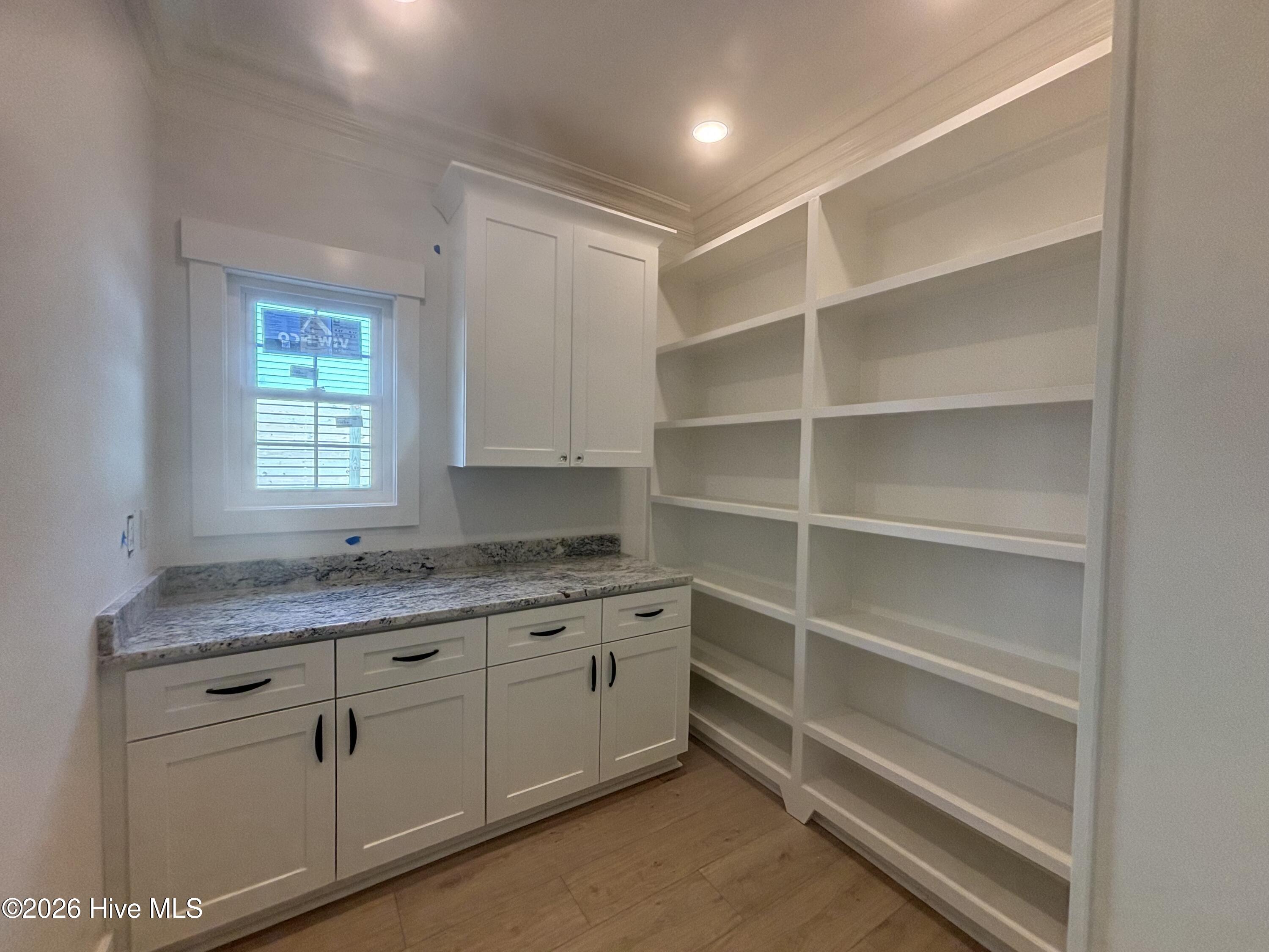 100516675 | Photo 64